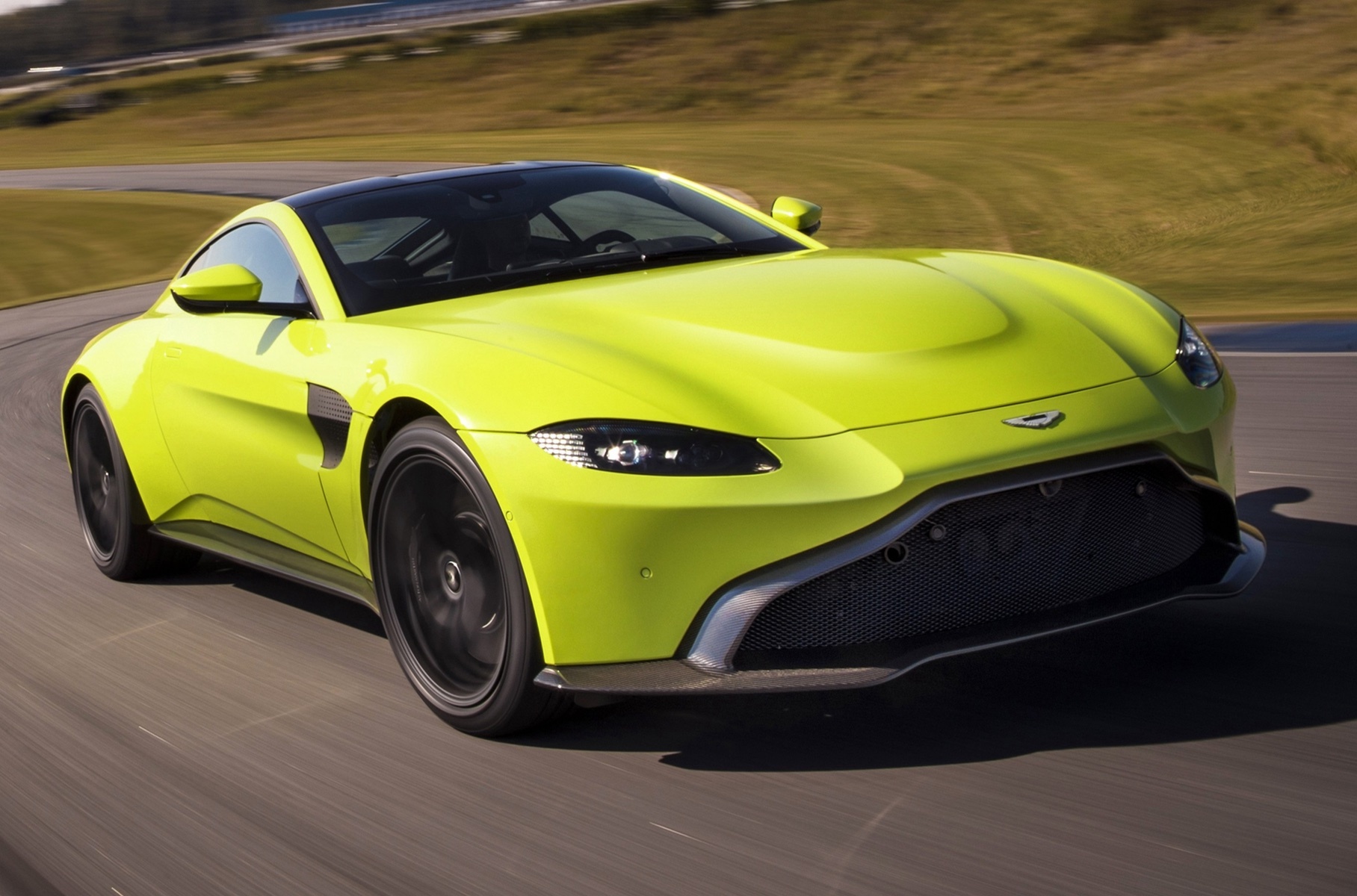 Aston Martin выпустит «прощальный» Vantage с V12