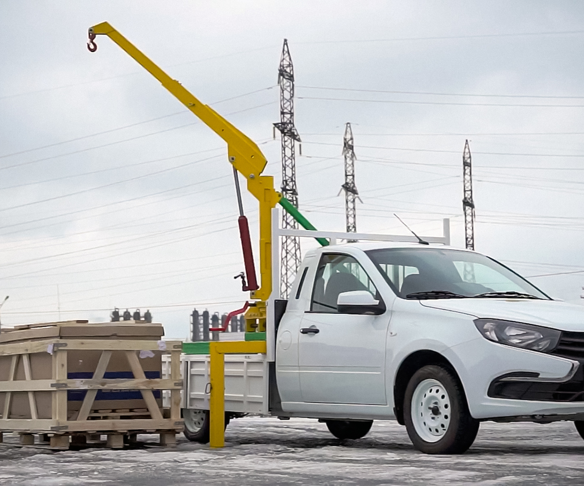 Видео: посмотрите на грузовую Lada Granta с краном — Motor