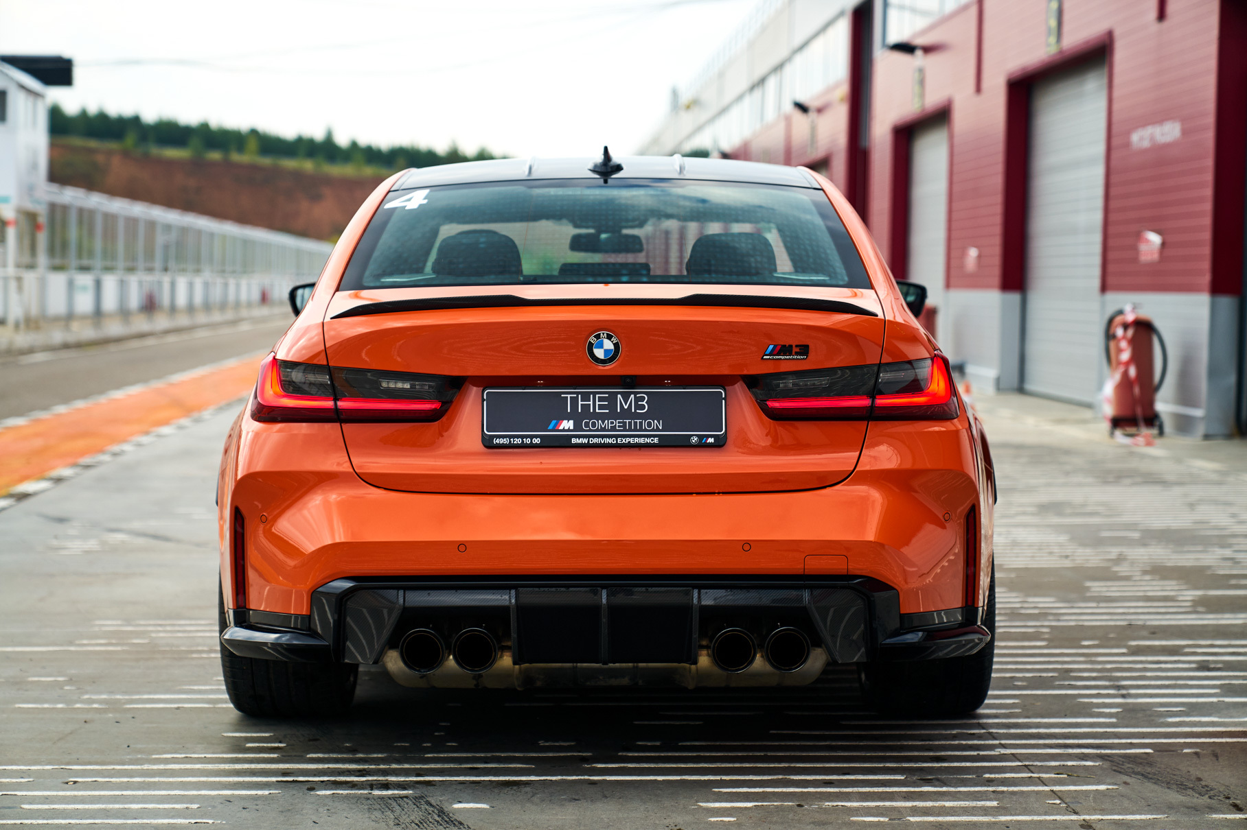 Почему BMW M3 оказалась круче M4? Тест на треке!