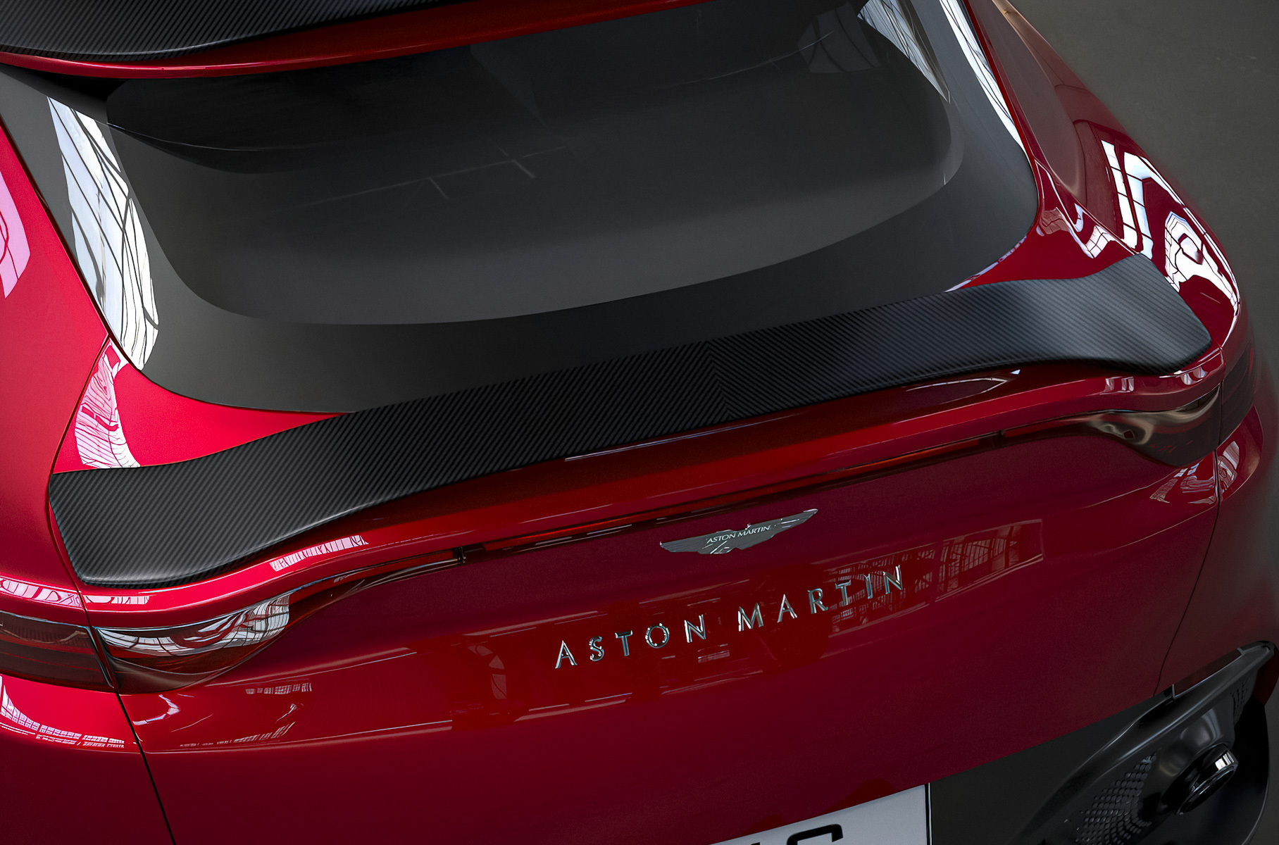 Aston Martin DBX превратили в 800-сильного «убийцу» Lamborghini Urus