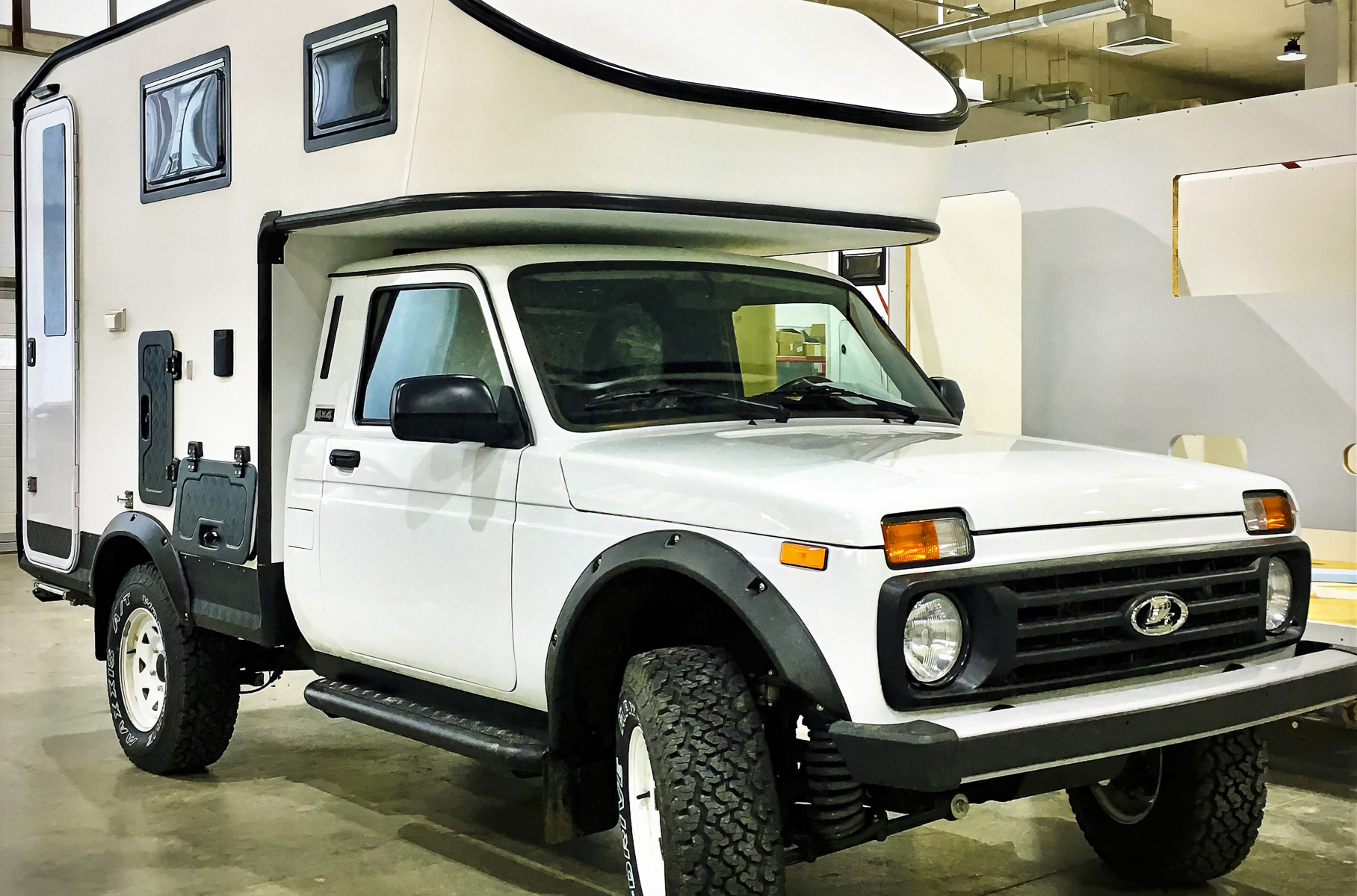 Lada Niva Roof Tent