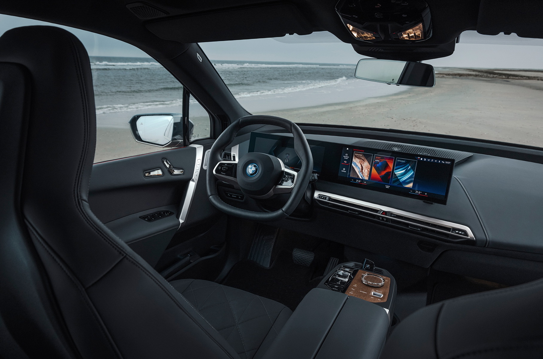 BMW IX m60 Interior