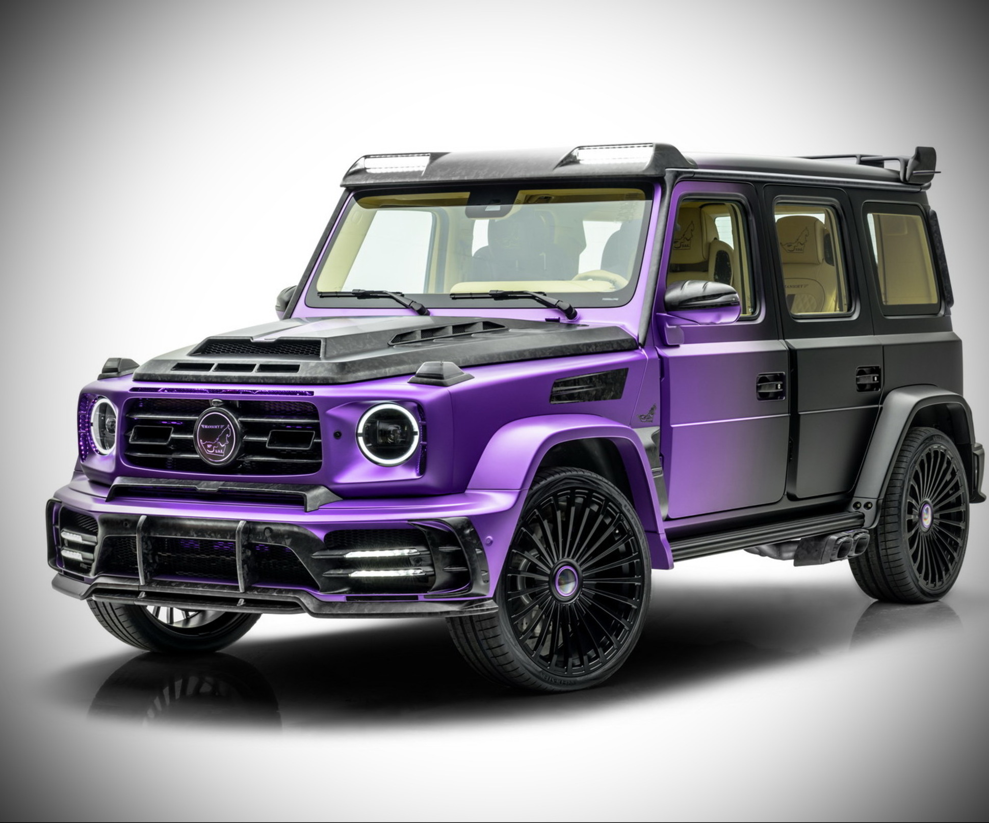 Mansory подготовила для арабов черно-фиолетовые G-Class, Urus и Cullinan —  Motor