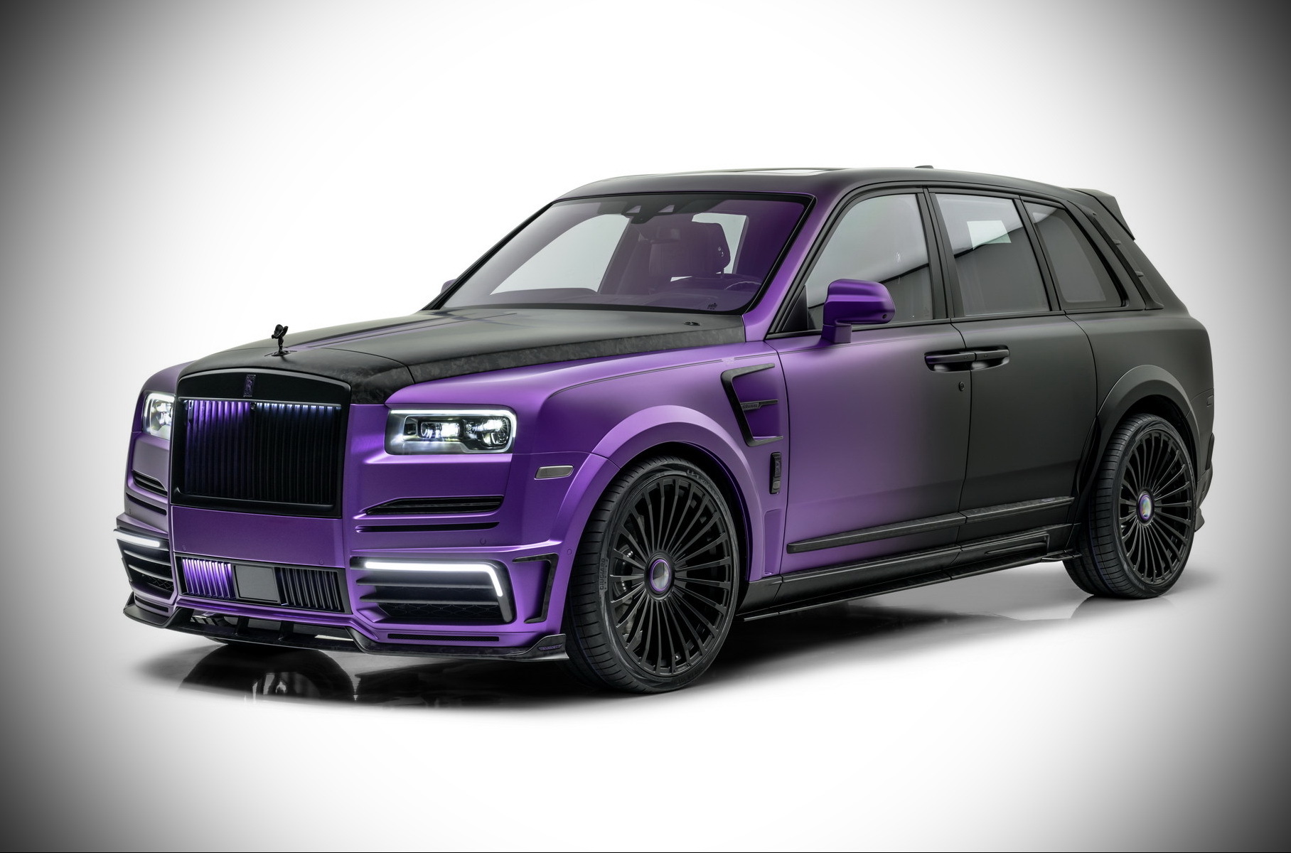 2020 Mansory Rolls Royce Cullinan coastline