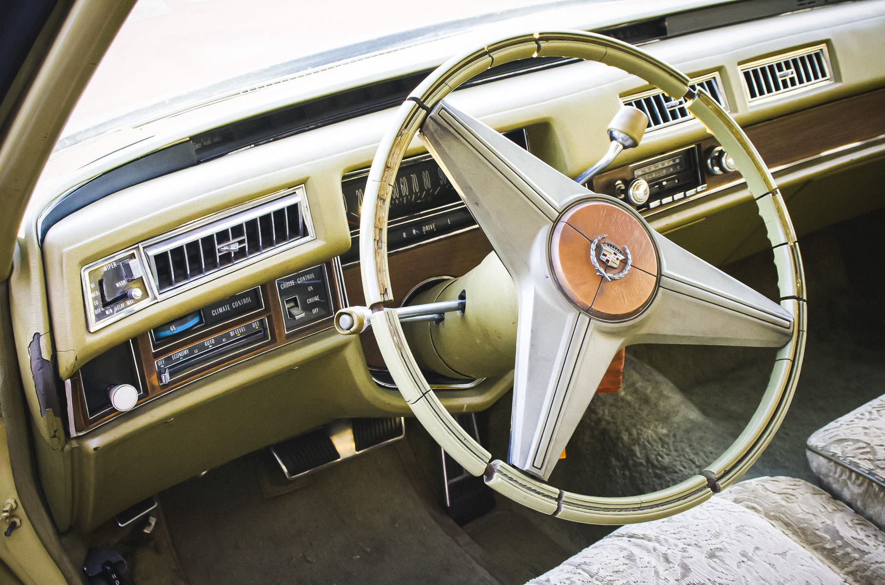Cadillac Fleetwood Элвиса Пресли выставили на аукцион