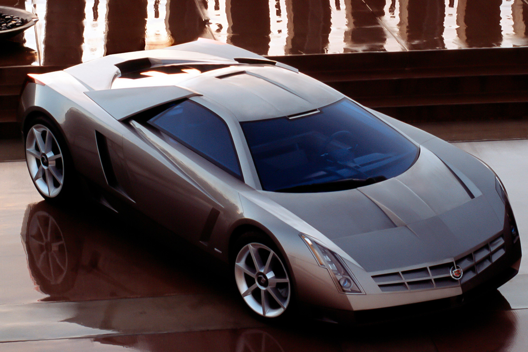 Cadillac Cien: 20 лет несбывшемуся суперкару из Америки