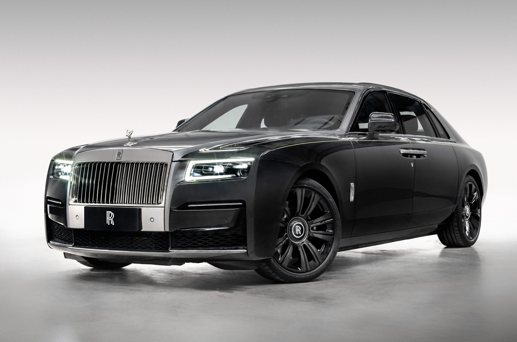 Rolls Royce Ghost 2021 черный