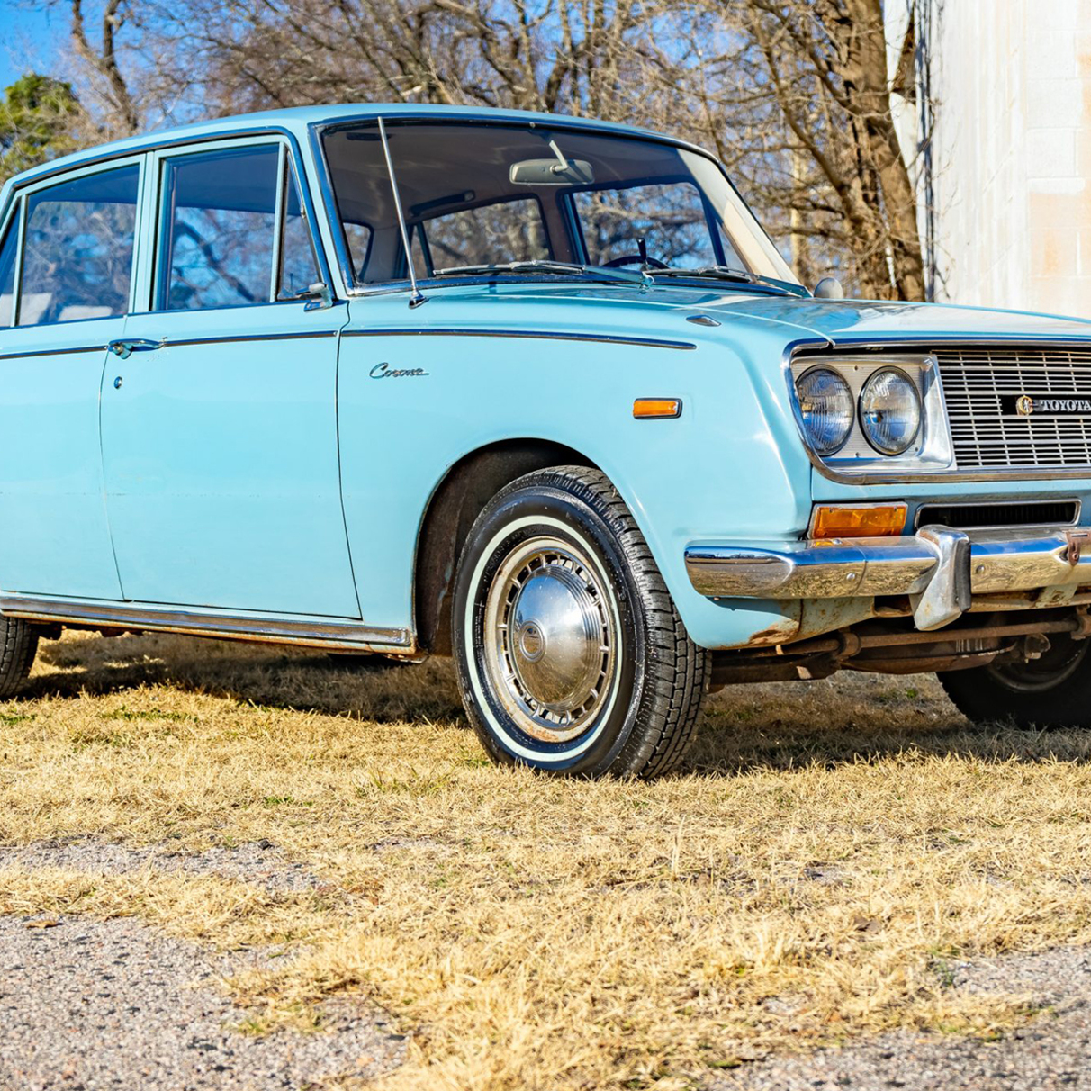 56-летнего предшественника Toyota Camry пустят с молотка дешевле Lada  Granta — Motor