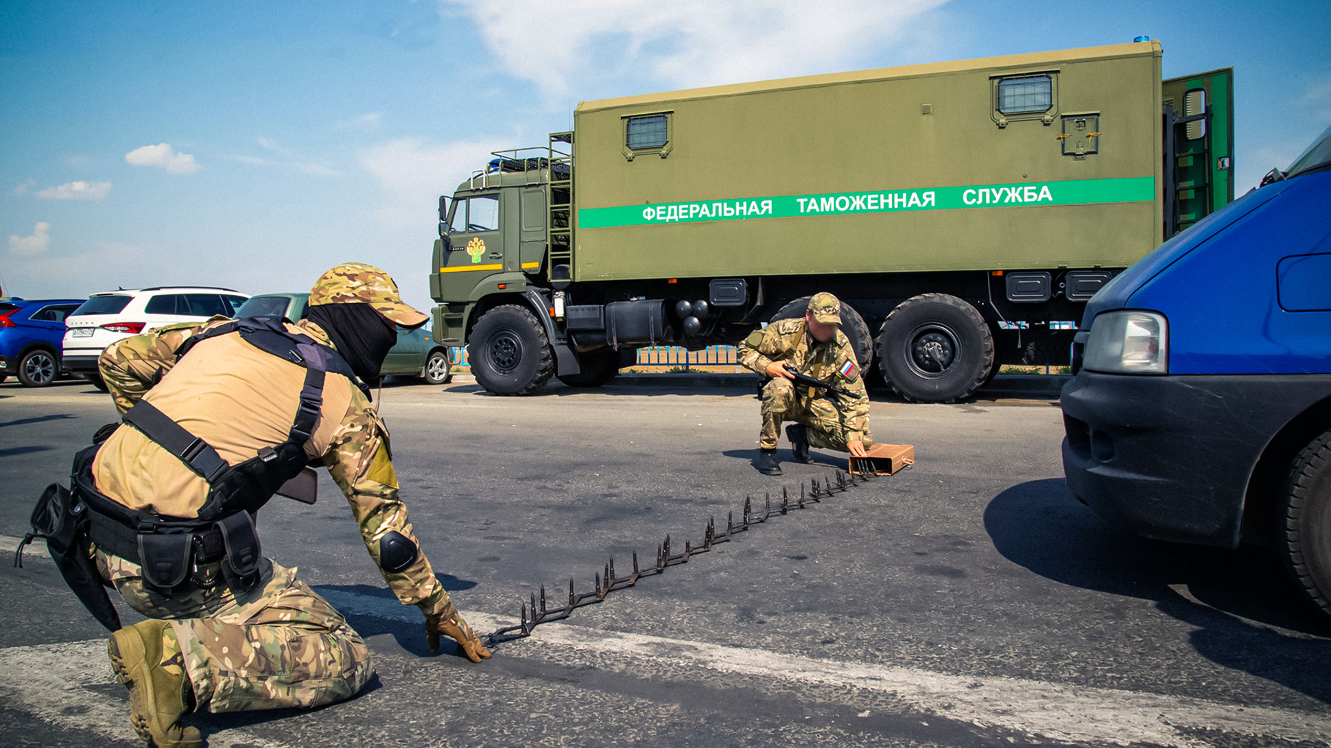 Еще одной российской службе дадут право останавливать автомобили для  досмотра — Motor