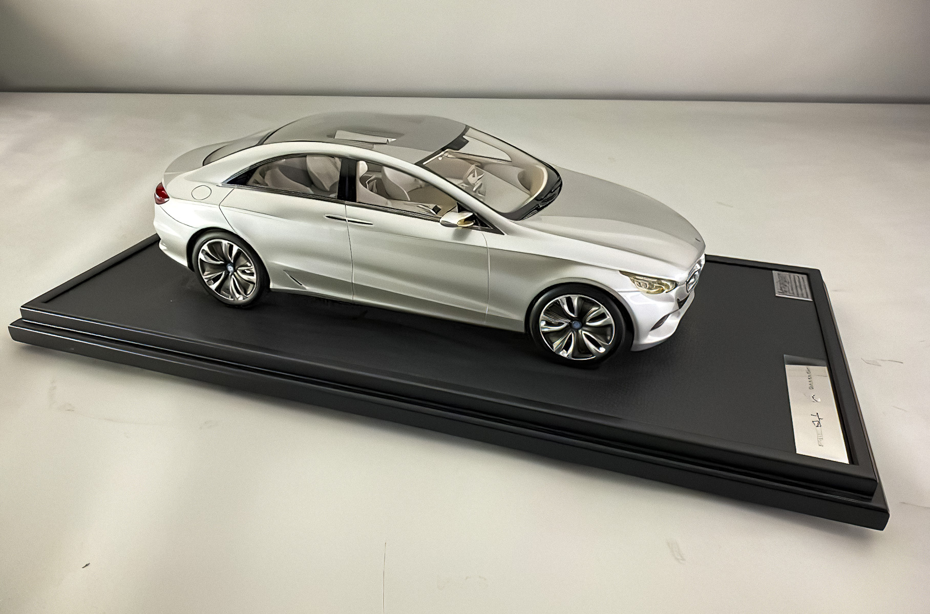 Mercedes F800 Hybrid Concept
