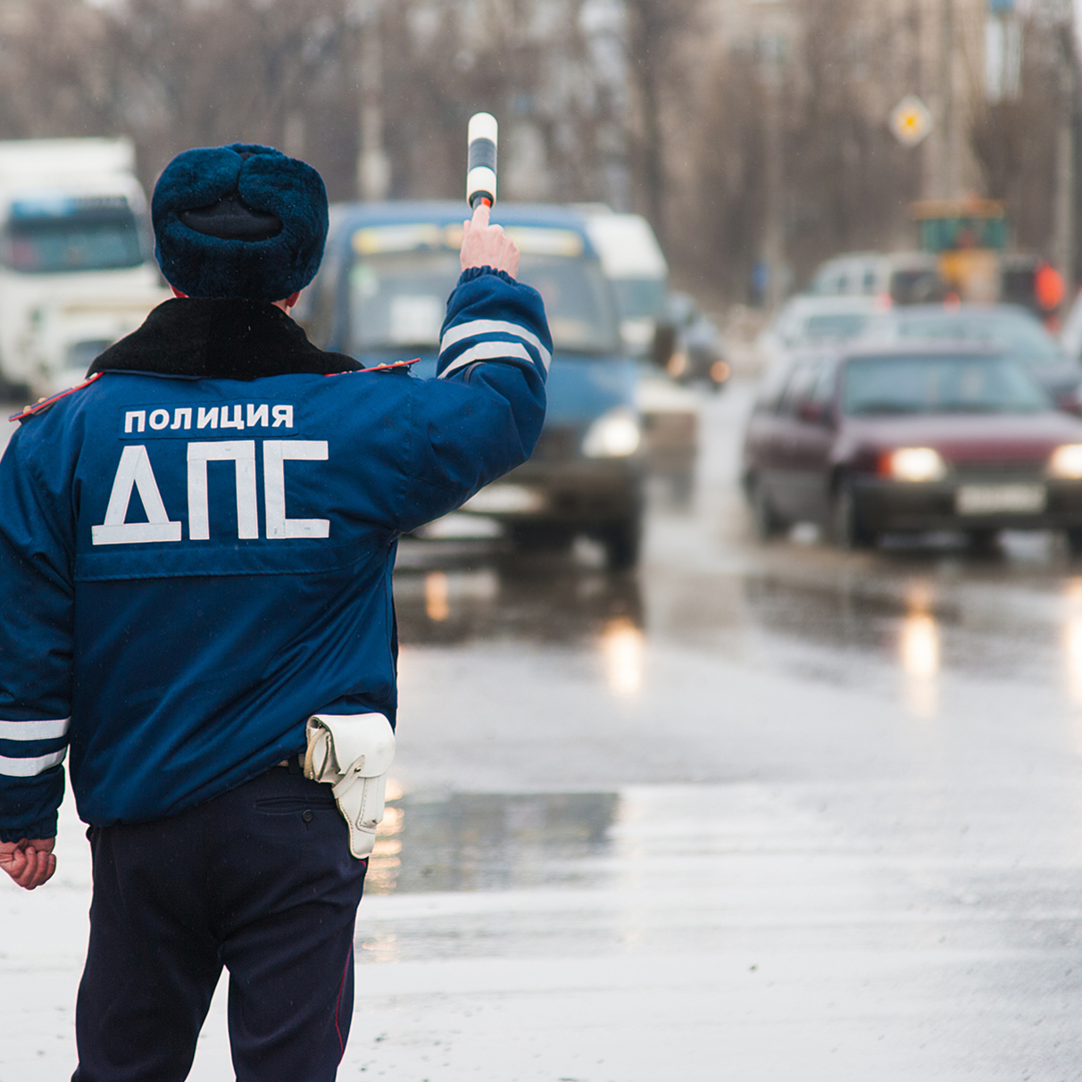 В ГИБДД рассказали, что женщины реже нарушают ПДД. И вот почему — Motor