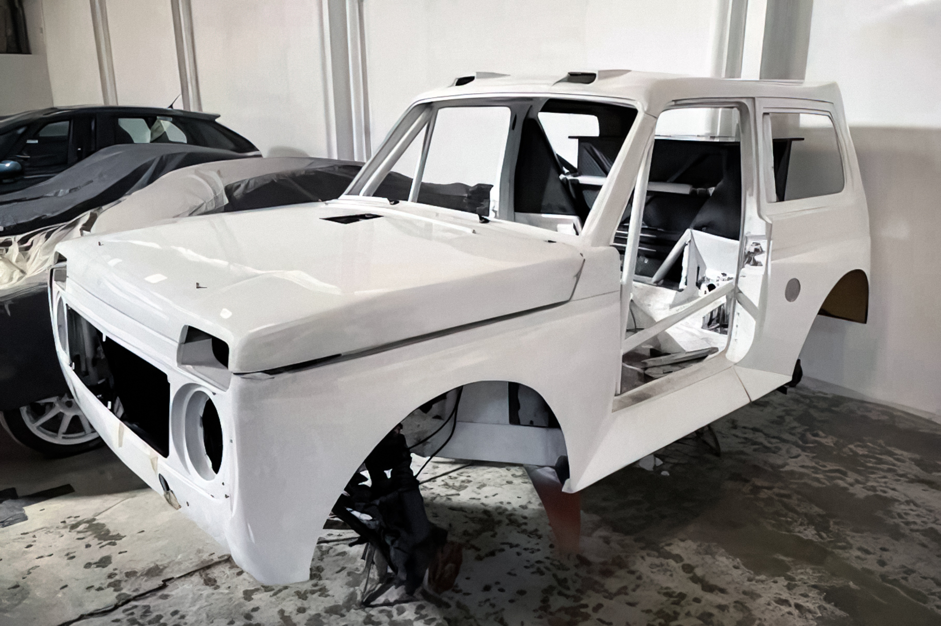 Французы продают кузов раллийной Lada Niva дороже двух новых Niva Legend —  Motor