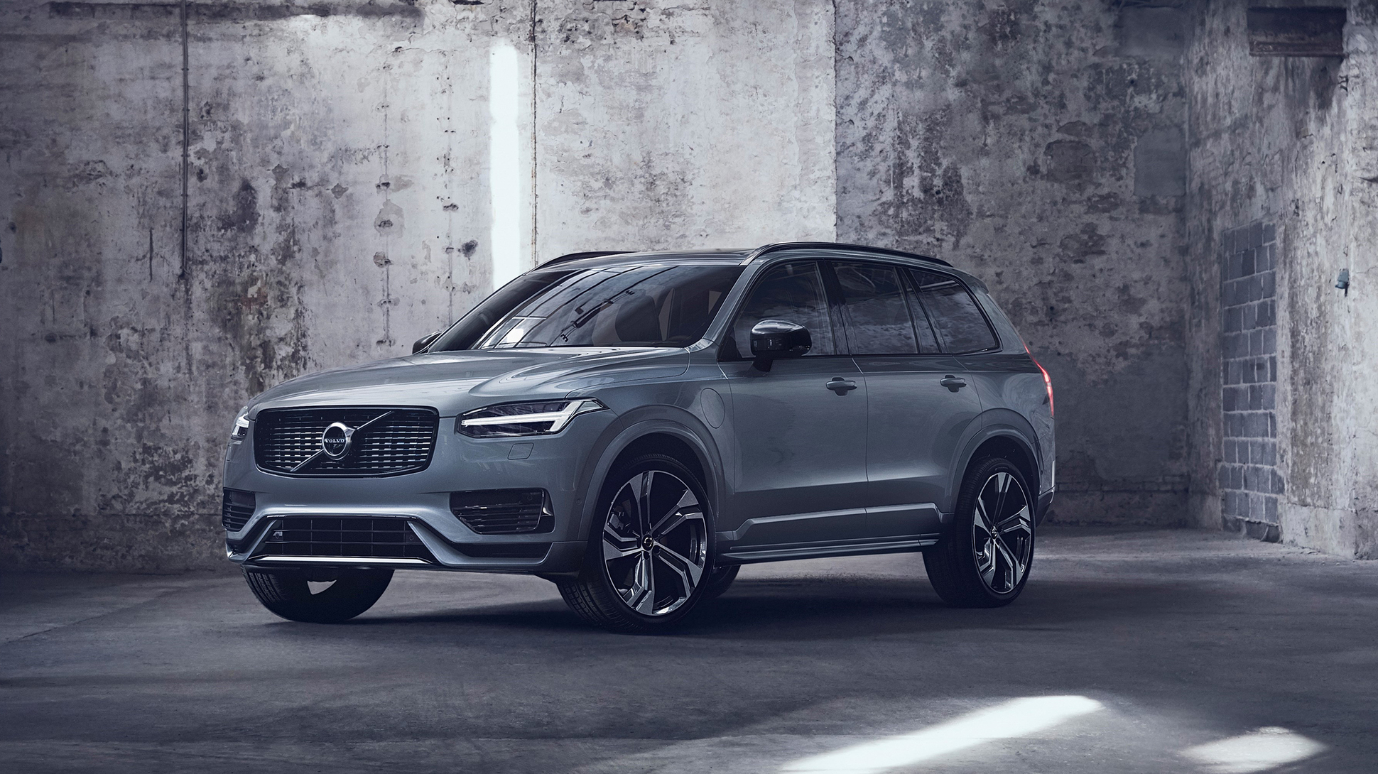 Volvo XC90 готовится к очередному рестайлингу — Motor