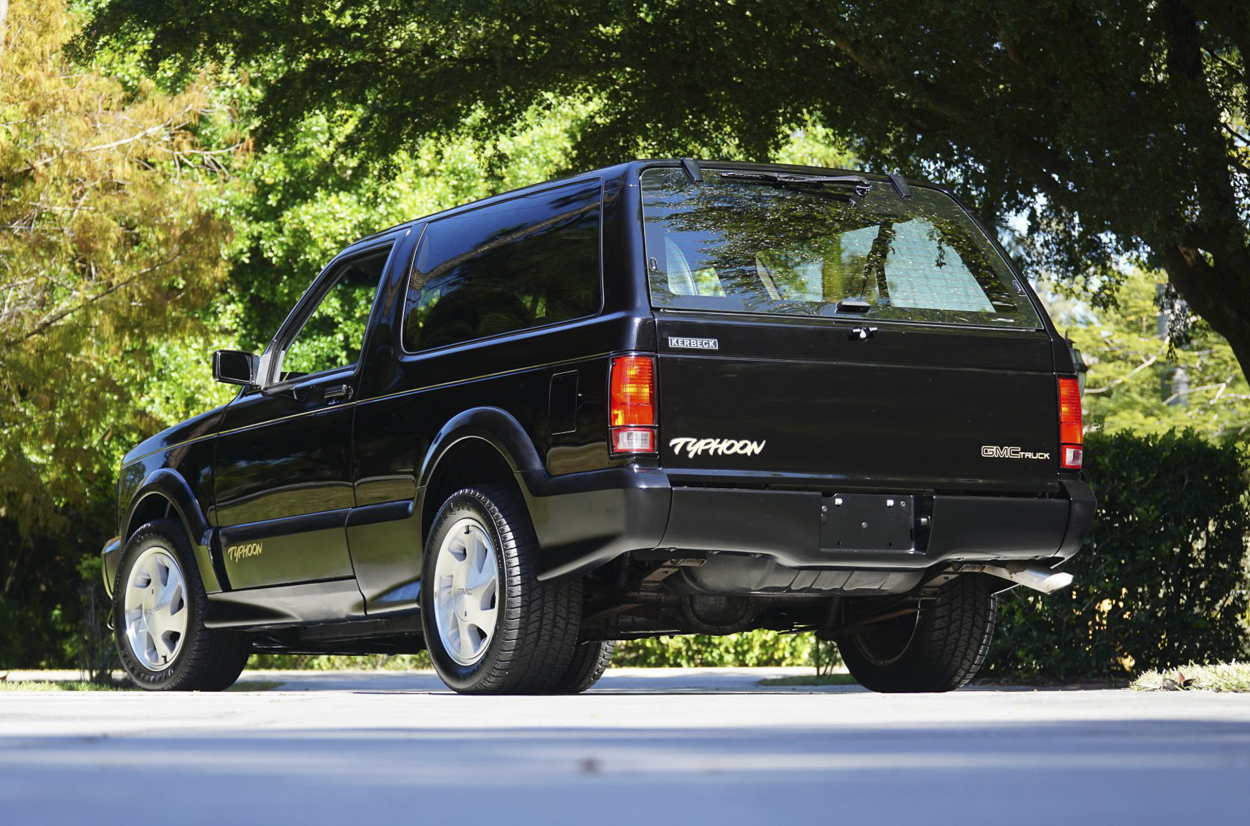 GMC Typhoon
