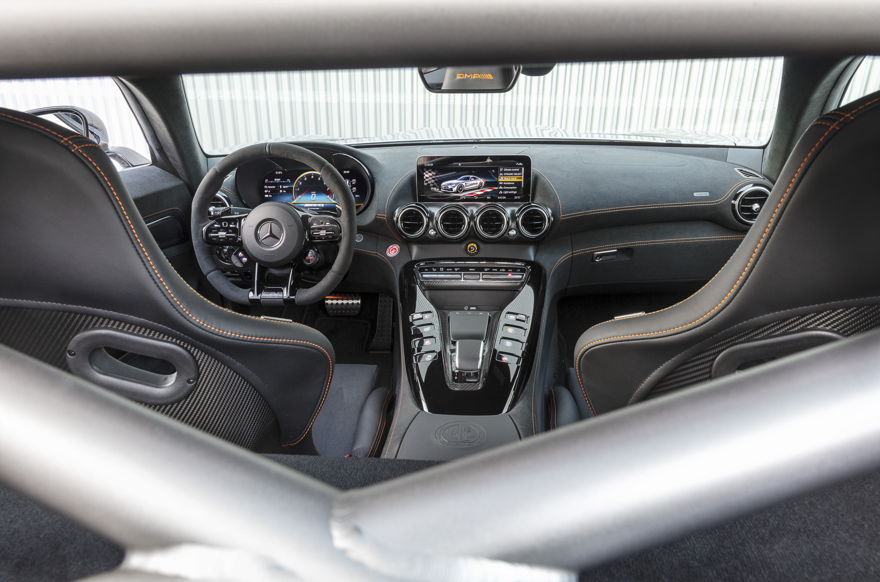 Торпедо Mercedes-AMG GT Black Series