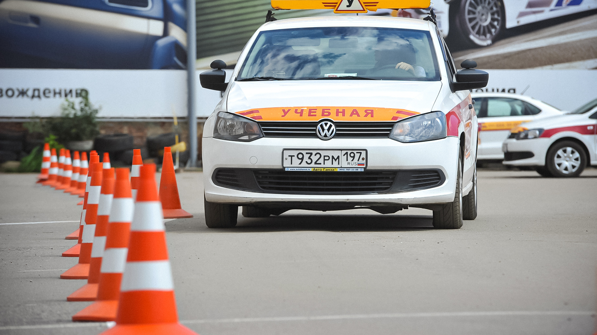 В ГИБДД рассказали, сколько россиян сдают на права с первого раза — Motor