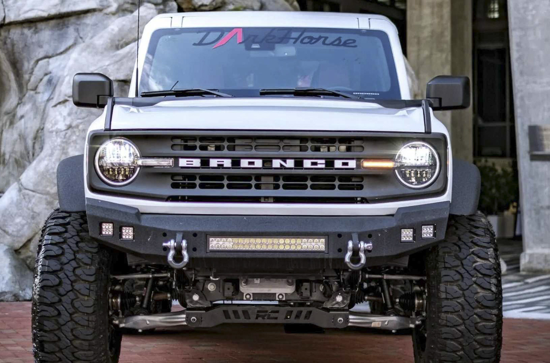 Apocalypse Dark Horse Ford Bronco 6x6