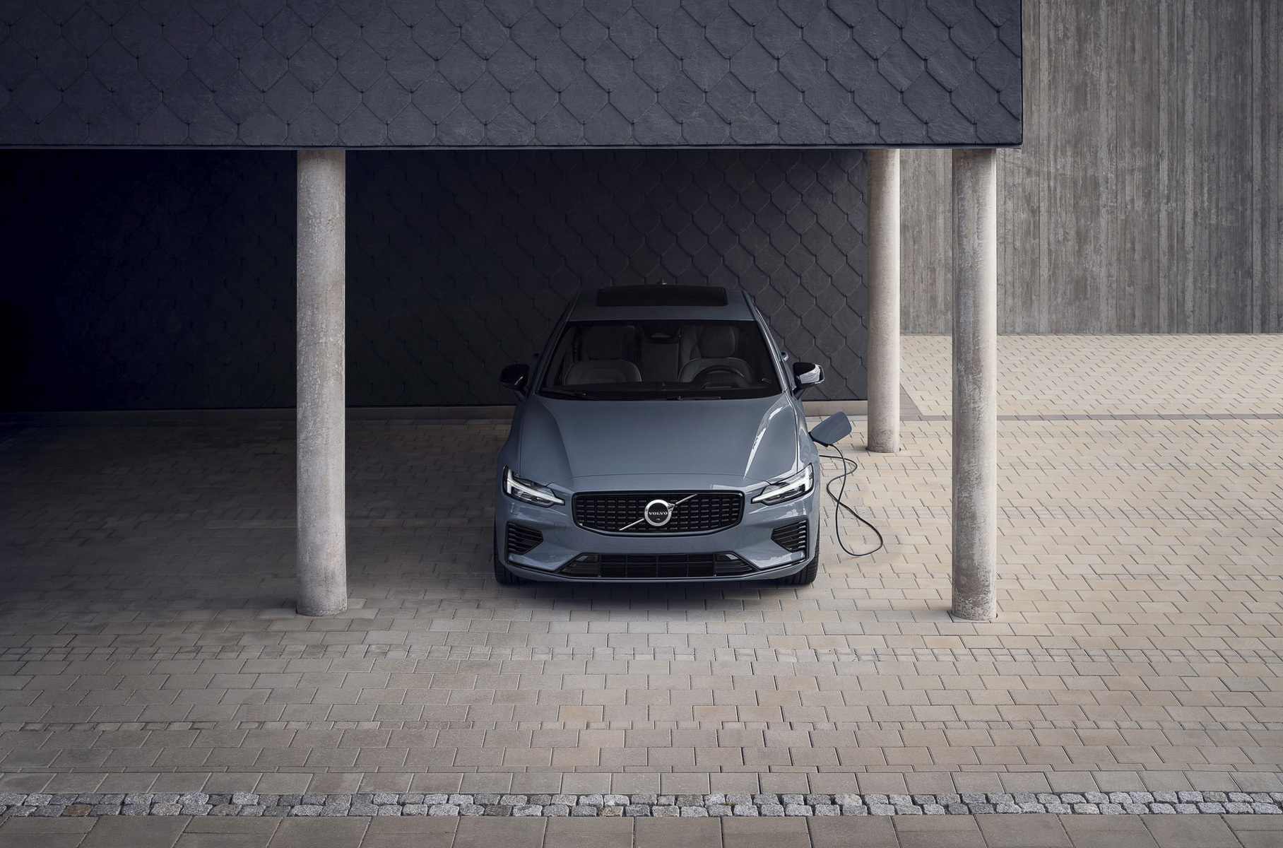 Volvo улучшила S60 и V60: новый «робот» и медиасистема на Android