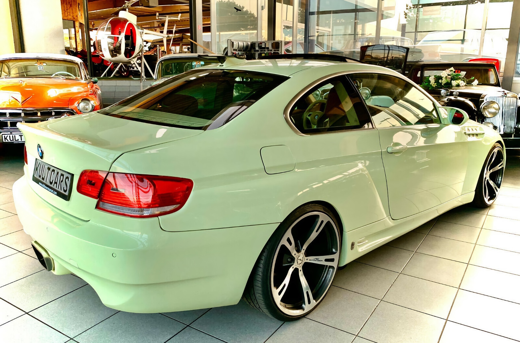 Единственный в мире BMW с V10 на газе выставили на продажу