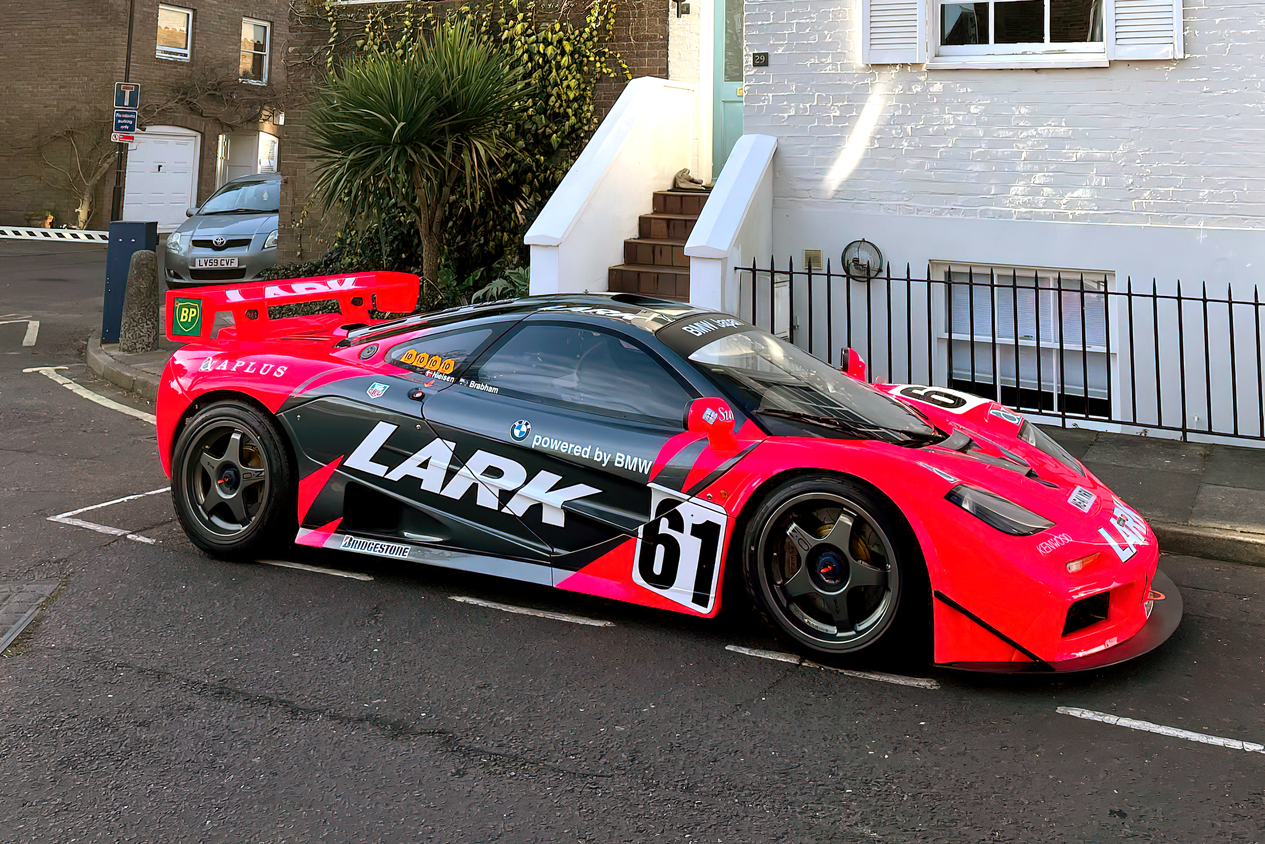 Суперкар McLaren F1 GTR случайно заправили дизелем — Motor