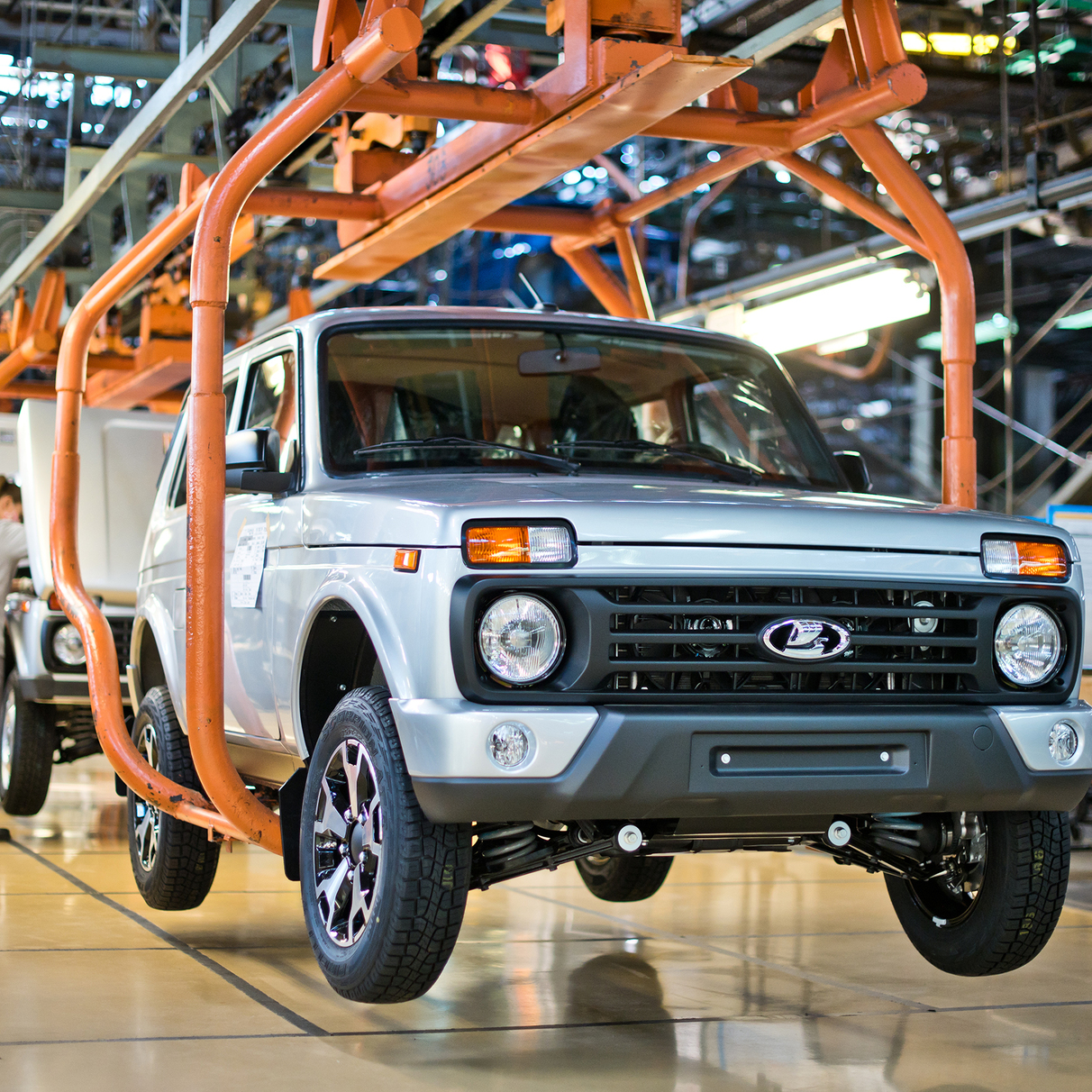 Lada Niva — 45 лет: тираж внедорожника превысил отметку в 2,5 миллиона  экземпляров — Motor