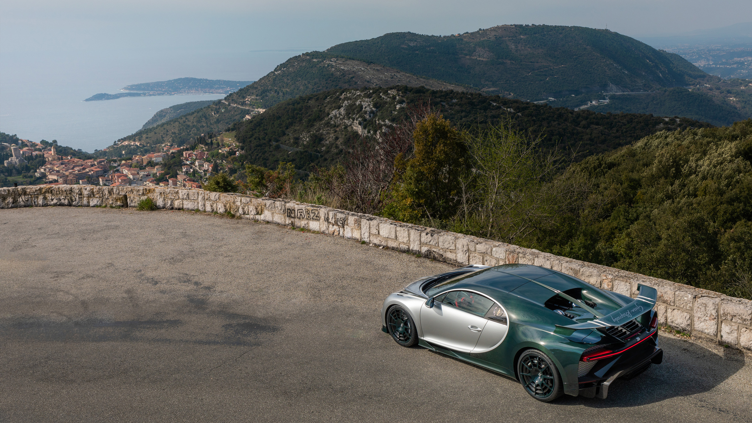 Bugatti отпраздновала 100-летие в гонках по подъёму на холм