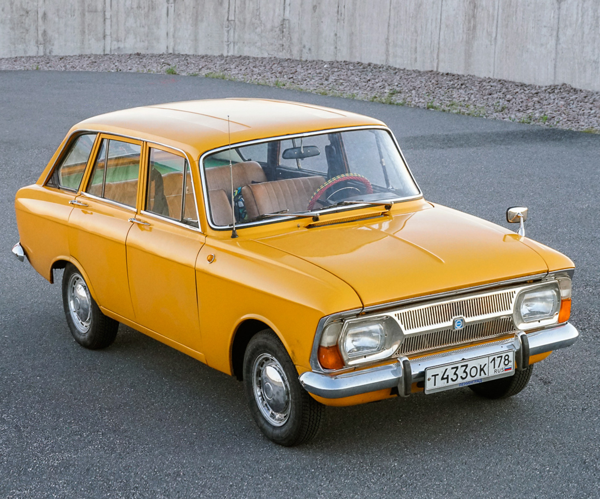 Иж комби 2125. Москвич 412 ИЖ Комби. АЗЛК-2125 "Комби". ИЖ 2125 Комби 1974 года.