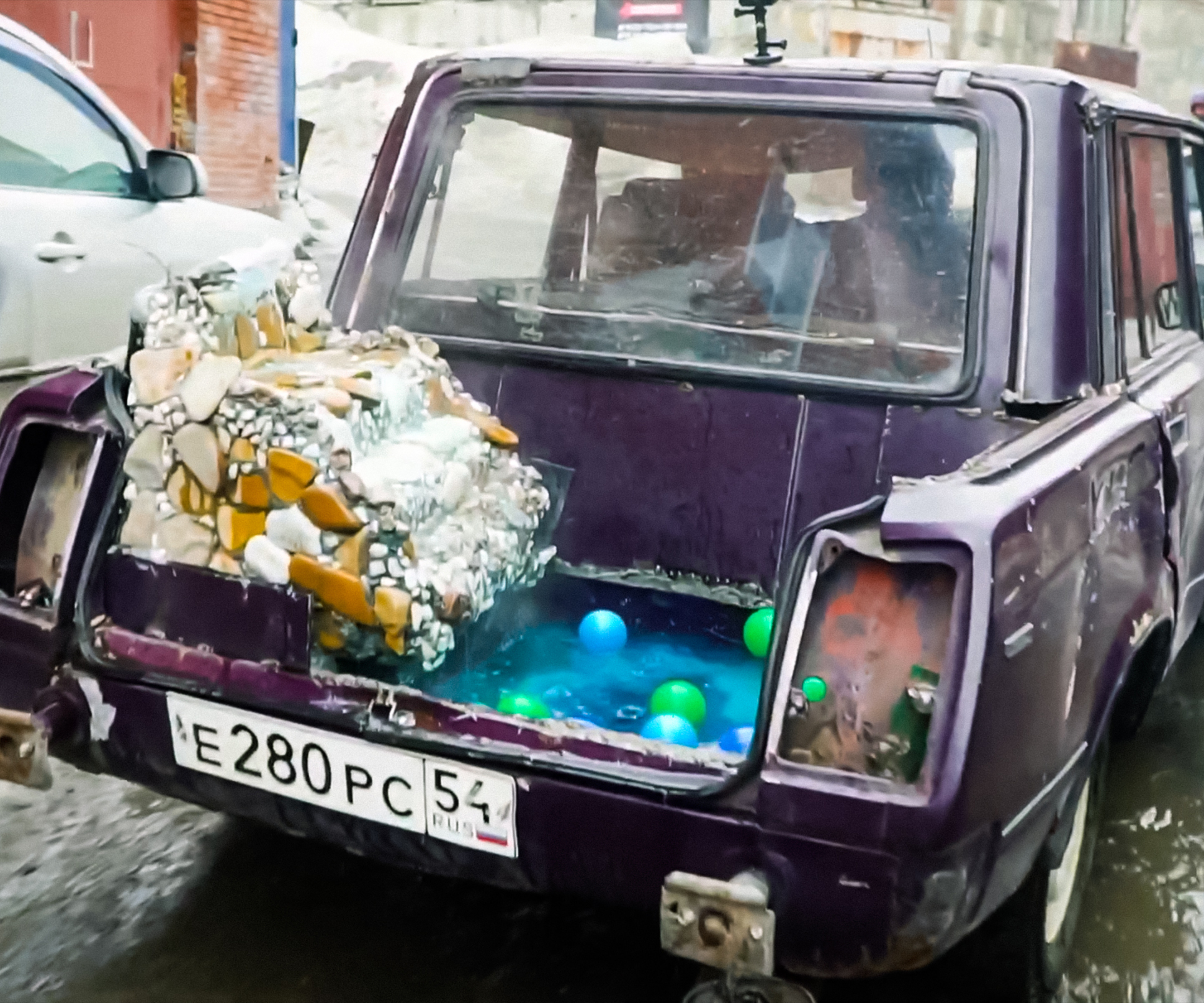 Видео: радиатор от «Жигулей» заменили на каскадный водопад — Motor