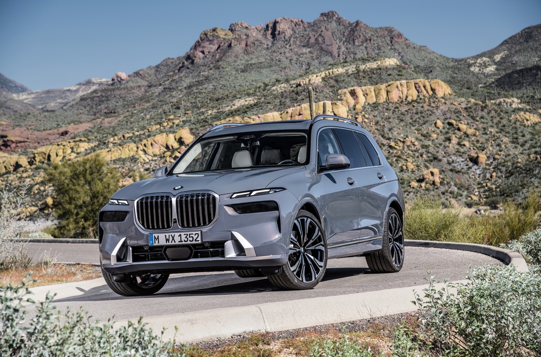 Bmw x7 2023 фото