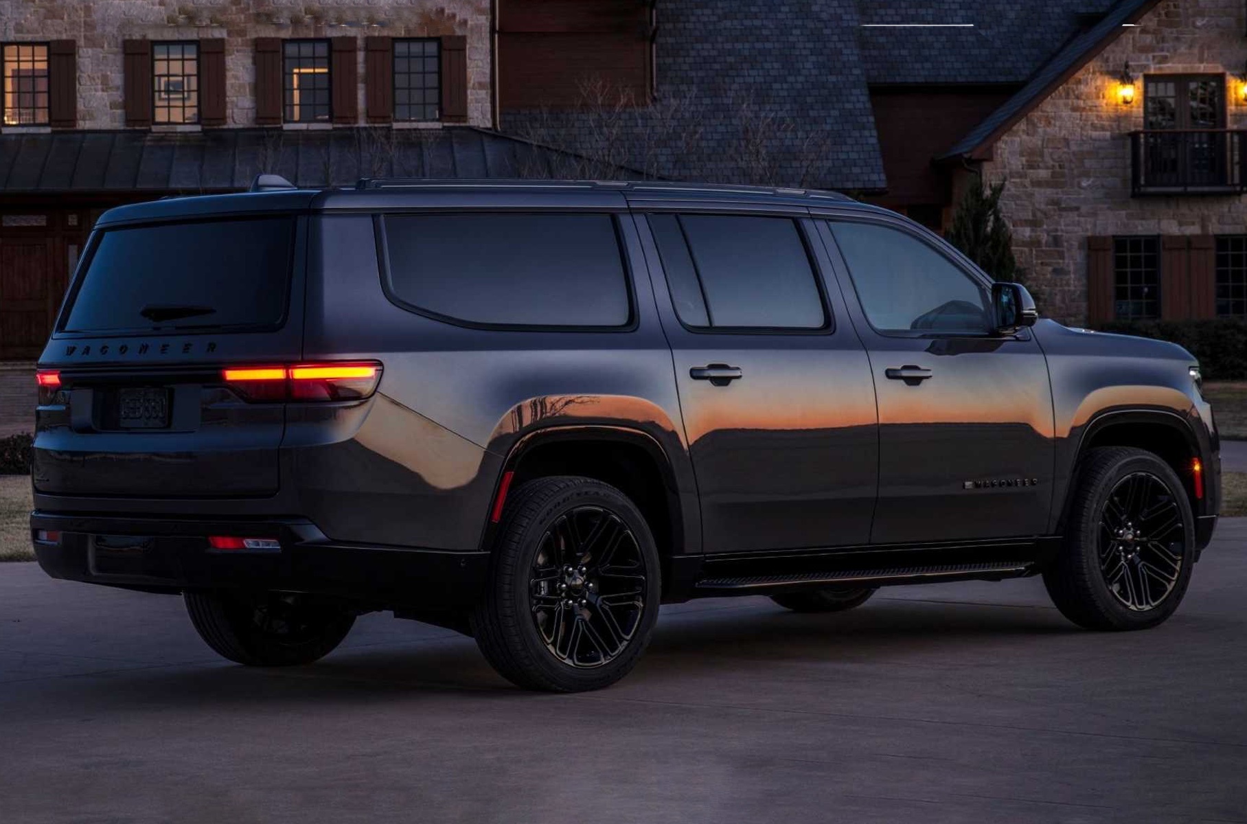 Jeep Grand Wagoneer 2023