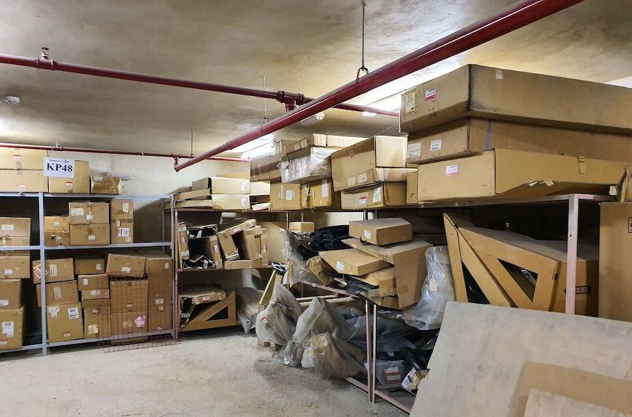 Найден гигантский склад запчастей для старых Honda: 90 000 деталей!