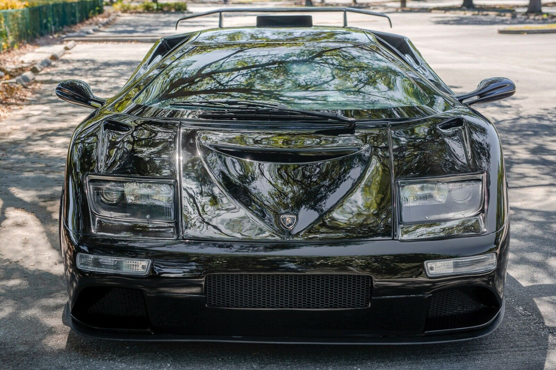 Фанат Lamborghini превратил Honda в копию Diablo GT