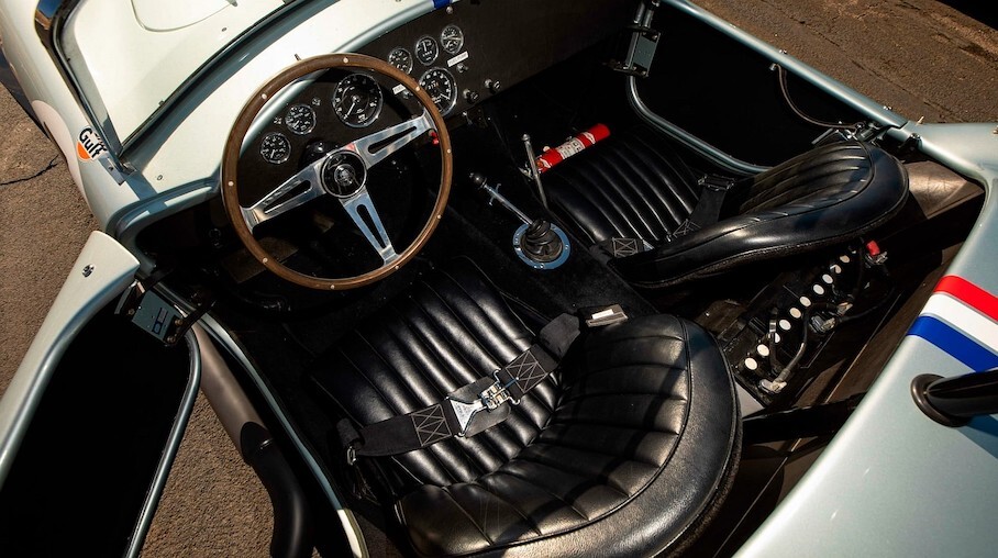 Продают 56-летний Shelby Cobra с 500-сильным мотором: один из 23 выпущенных