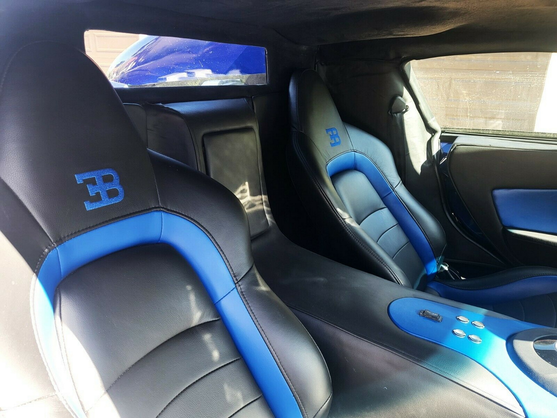 Посмотрите на Bugatti Veyron, сделанный из Pontiac GTO