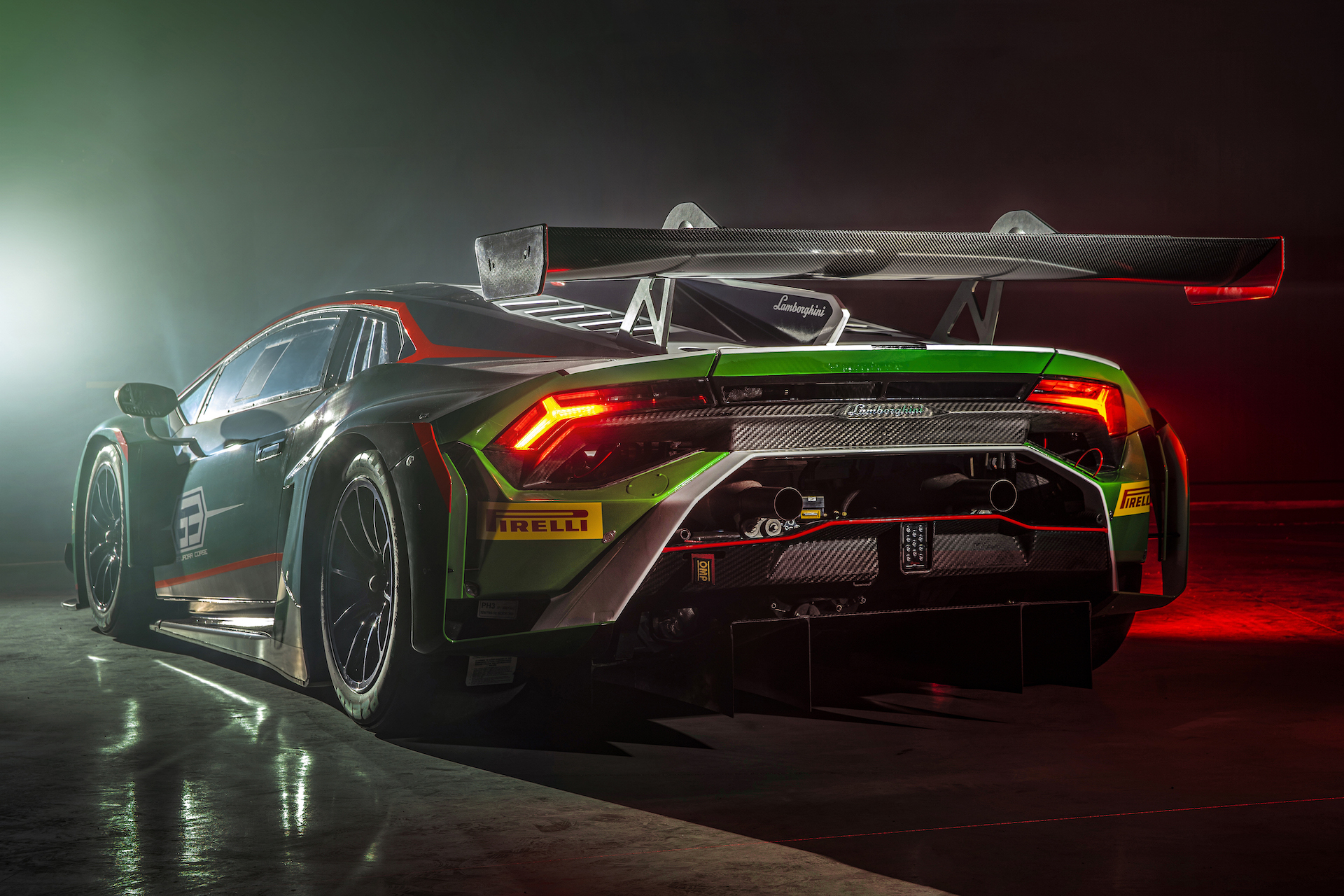 Lamborghini показала новый гоночный спорткар Huracan GT3 Evo2