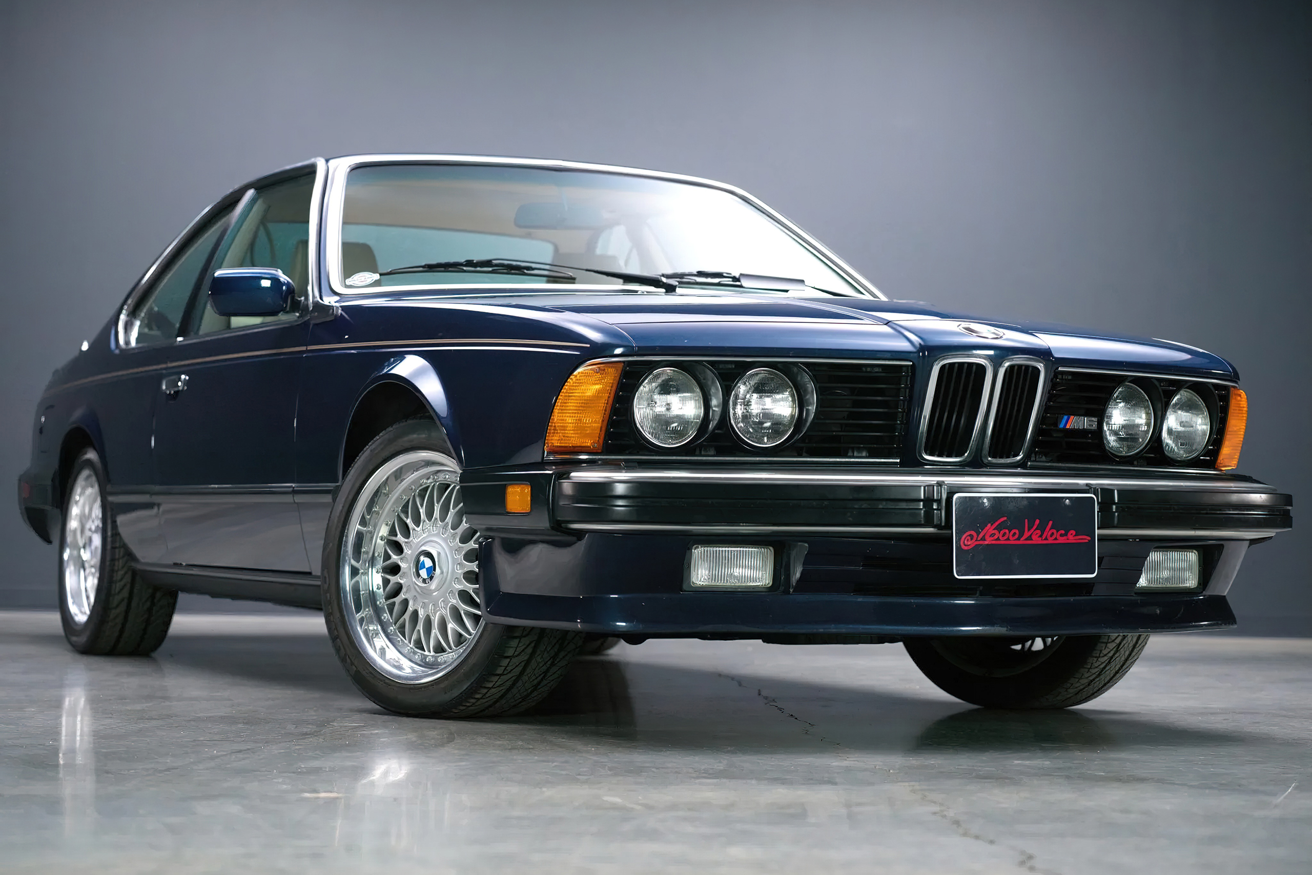 На торги выставили идеальный и очень редкий BMW M6