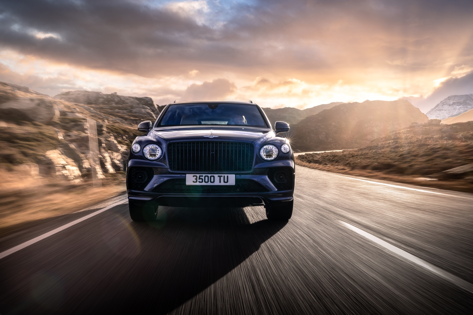 Bentley Bentayga 2022 EWB