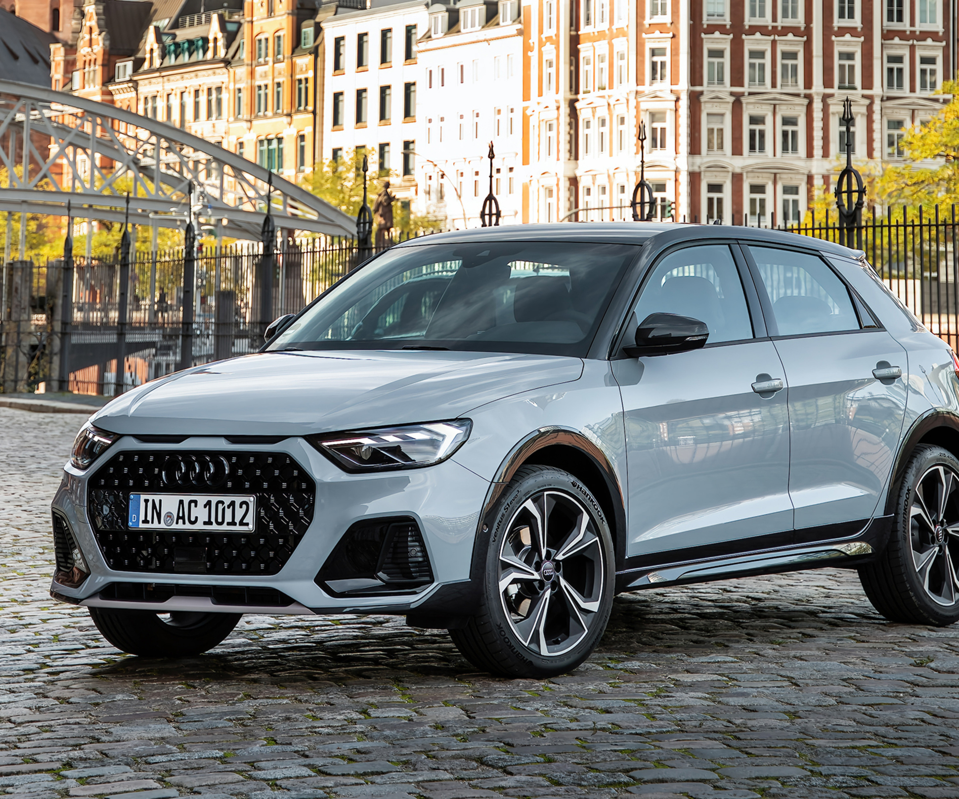 Audi A1 Sportback 2023-2024 цены характеристики фото и обзор - купить в России