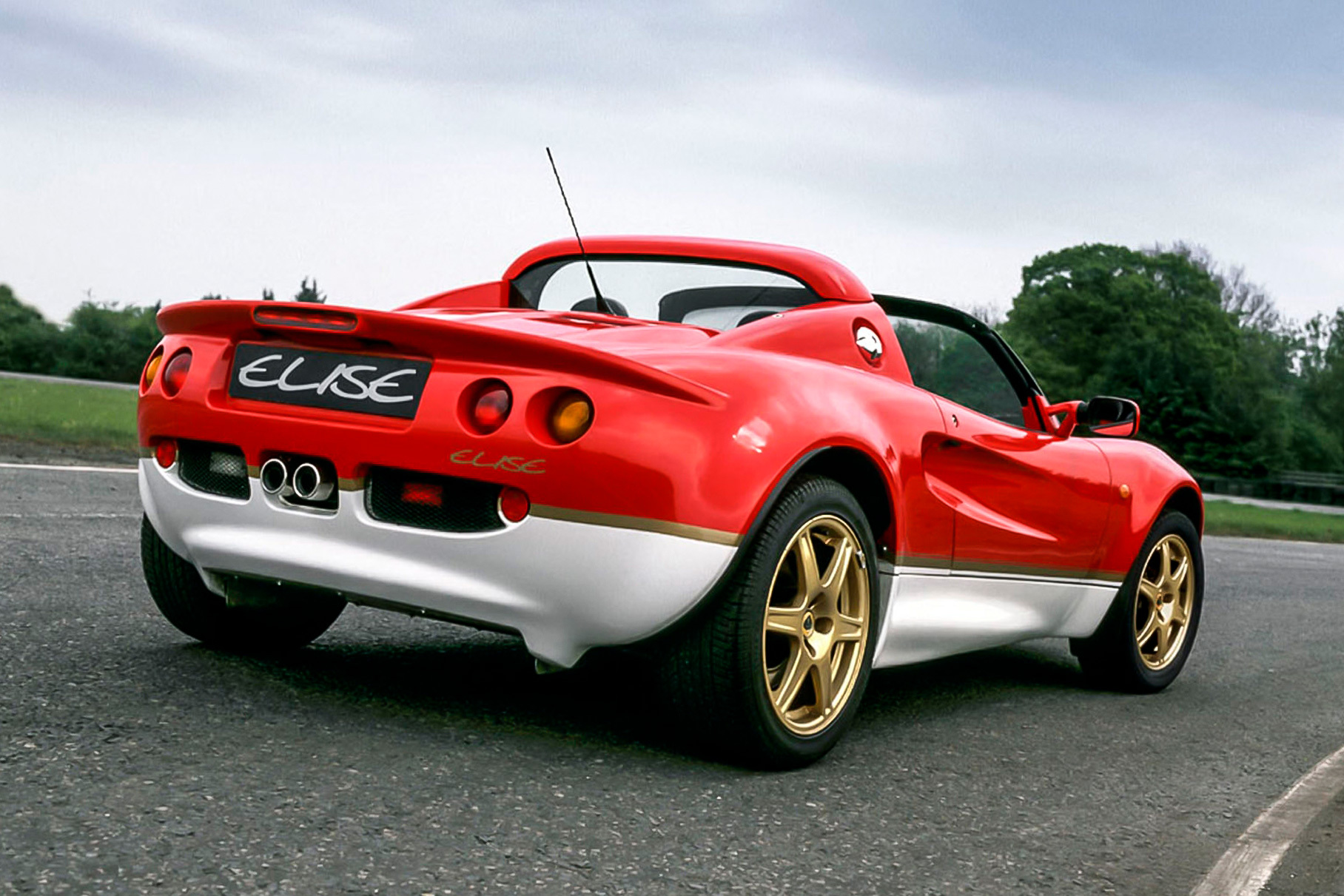 Серый кардинал: чем автомобильный мир обязан марке Lotus
