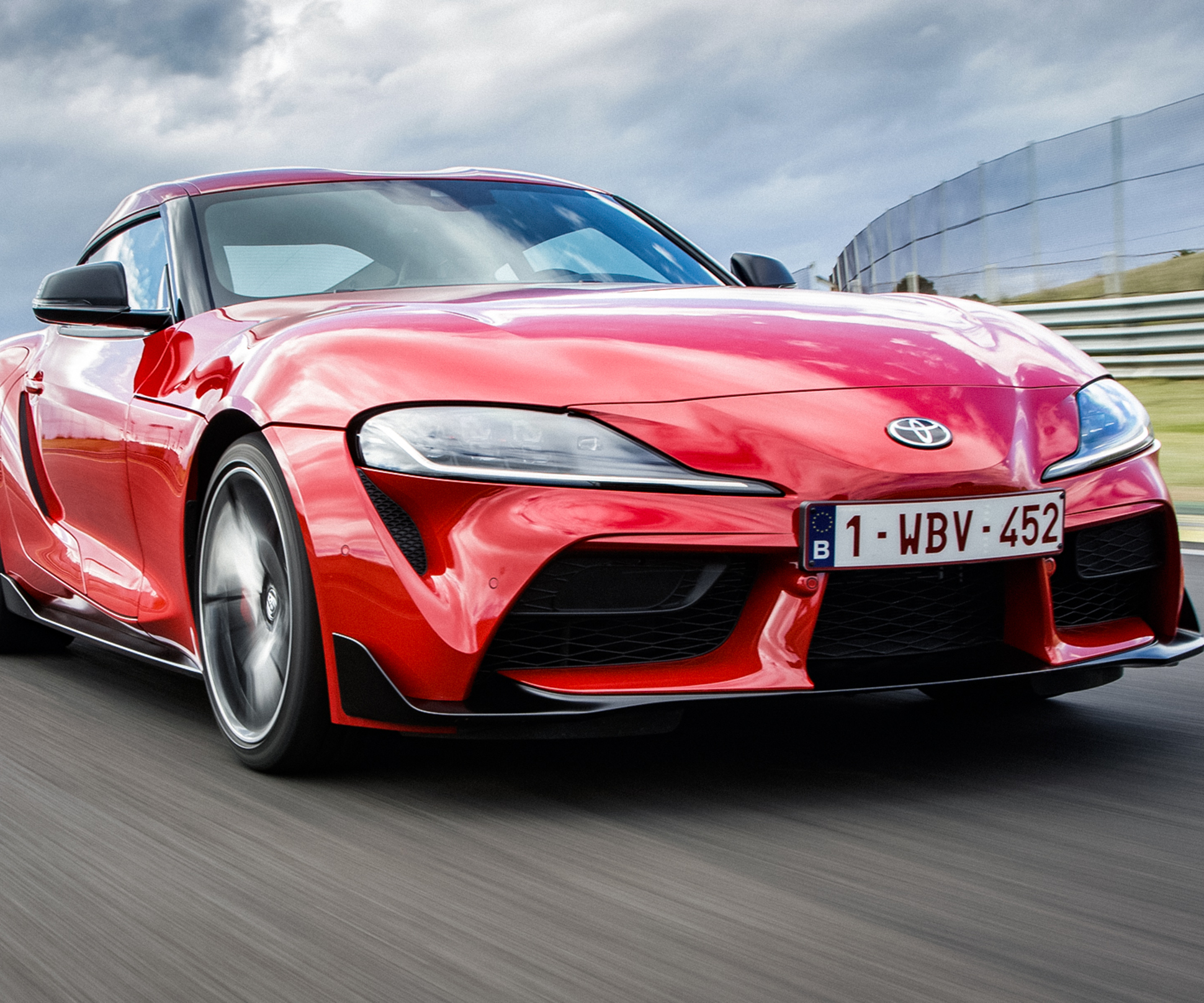 Механик назвал Toyota Supra «денежным пылесосом» — Motor