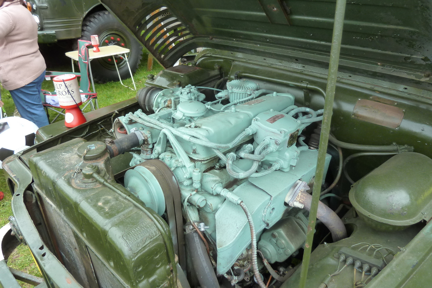 Четырёхцилиндровый двигатель Rolls-Royce B40 объёмом 2,8 литра развивал максимальные 200 Нм всего при 1750 оборотах в минуту