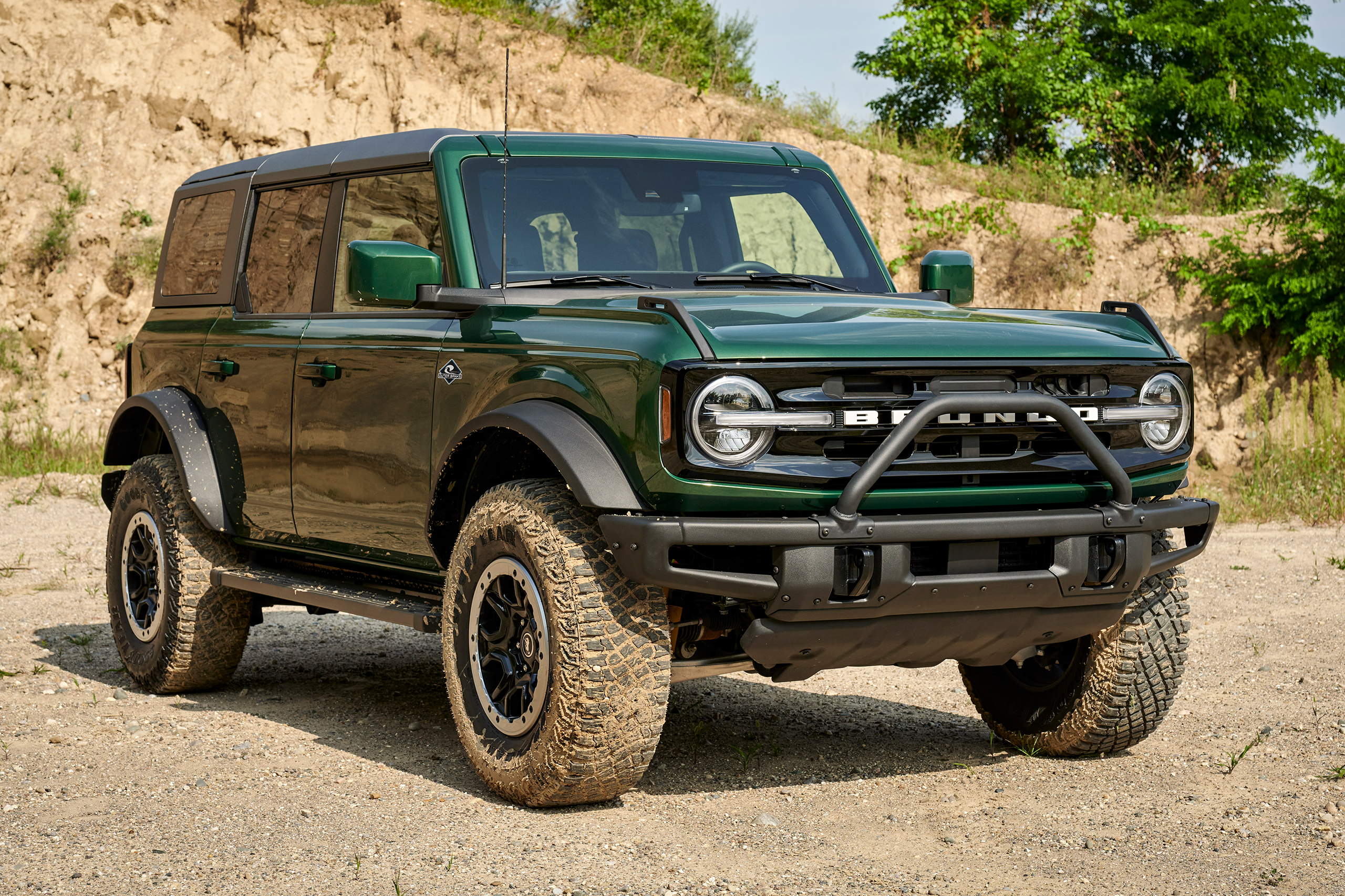 Новый Ford Bronco добрался до России: сколько он стоит — Motor