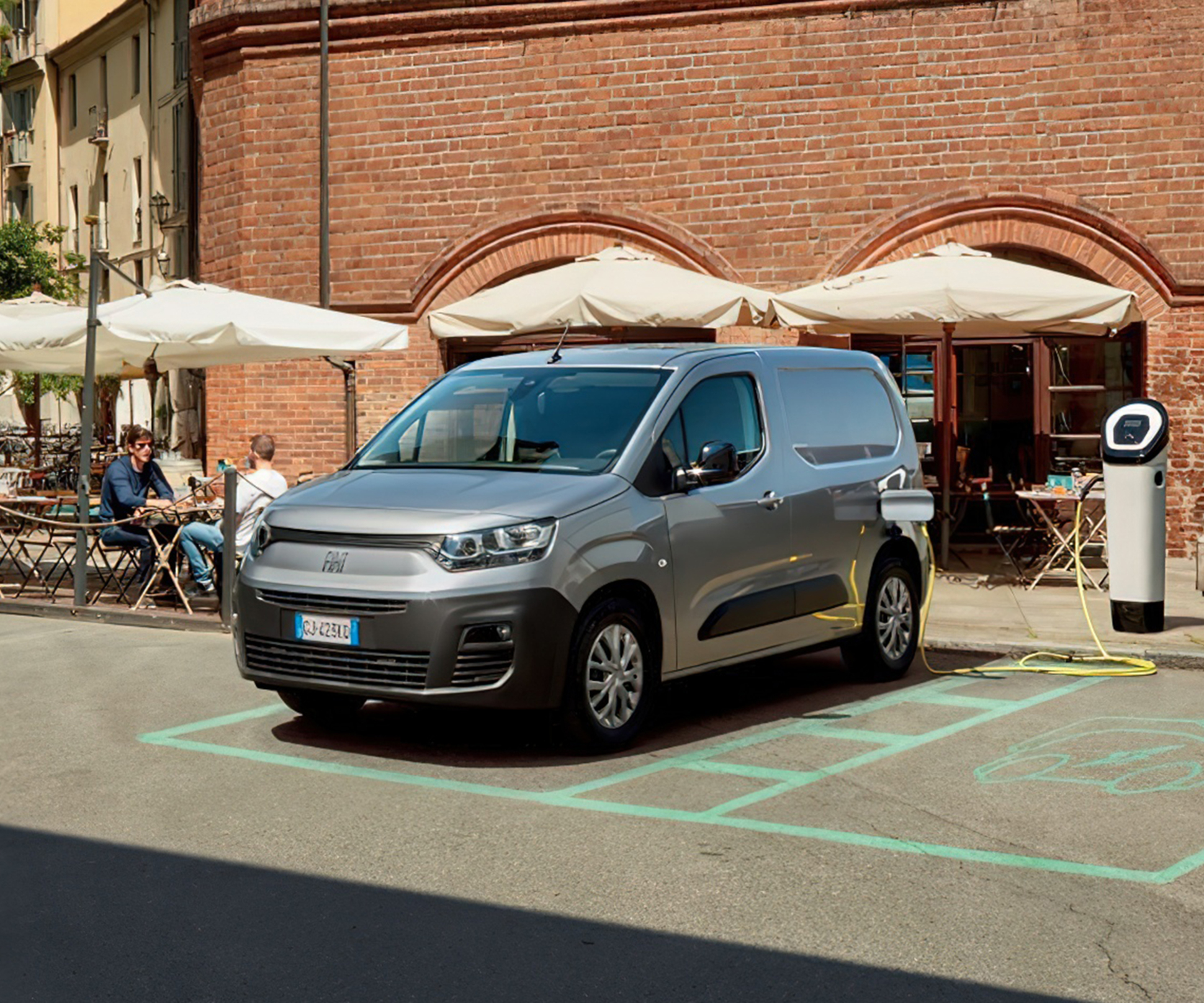 Fiat Doblo сменил поколение и стал «клоном» Citroen Berlingo — Motor