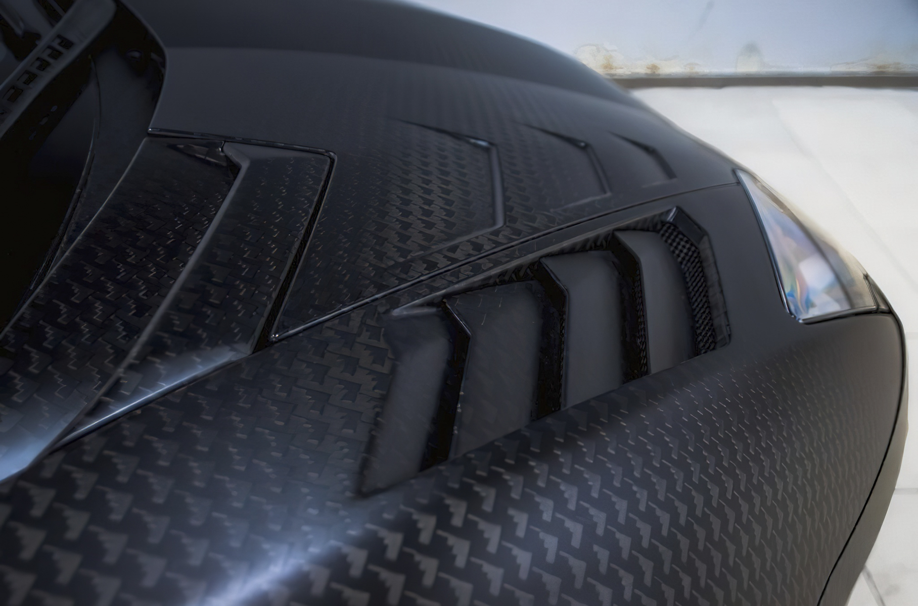 Карбоновый Lamborghini Aventador от Mansory продают в Москве за 55 миллионов рублей