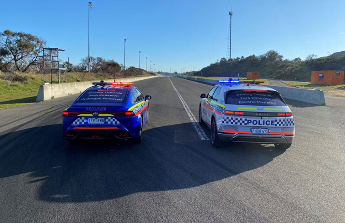 Полицию Австралии пересадили на Ioniq 5 и Toyota Mirai