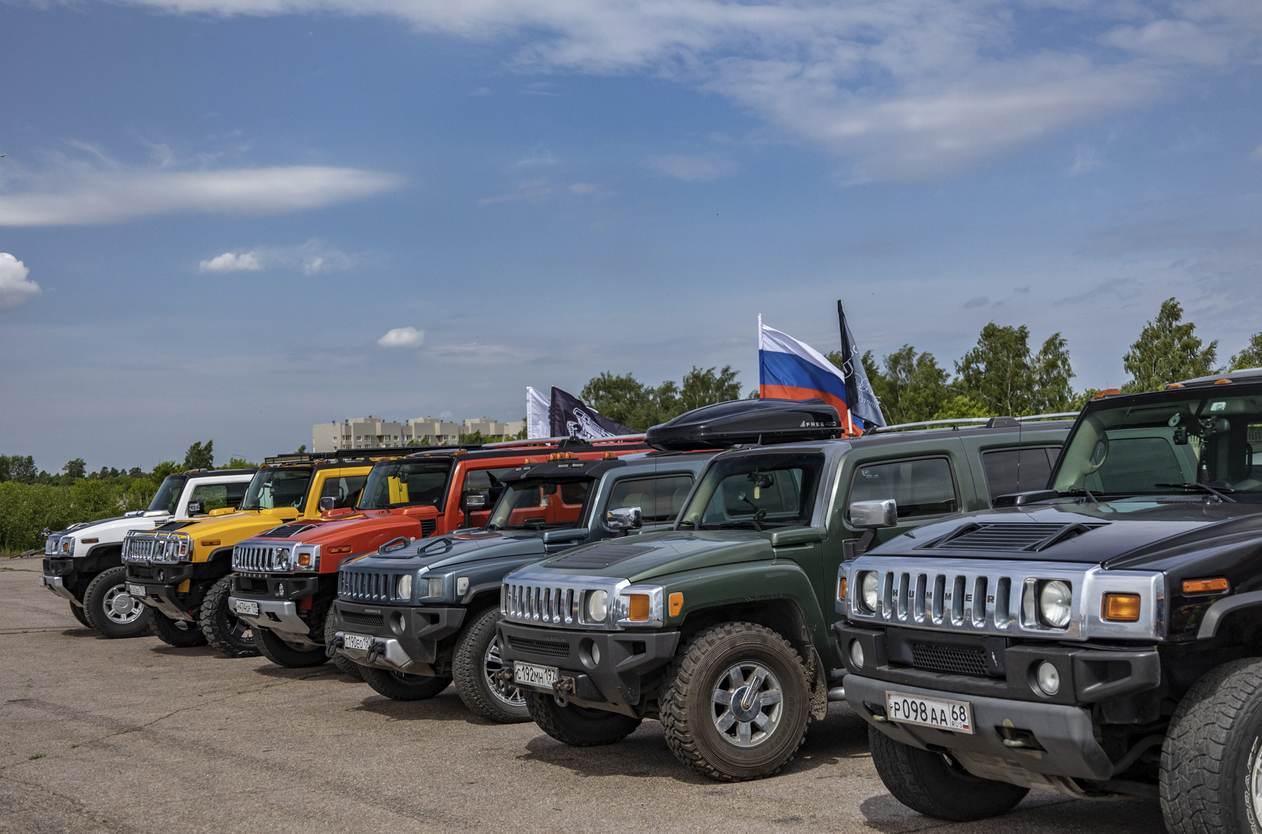 Выставочная зона собрала множество автомобильных клубов