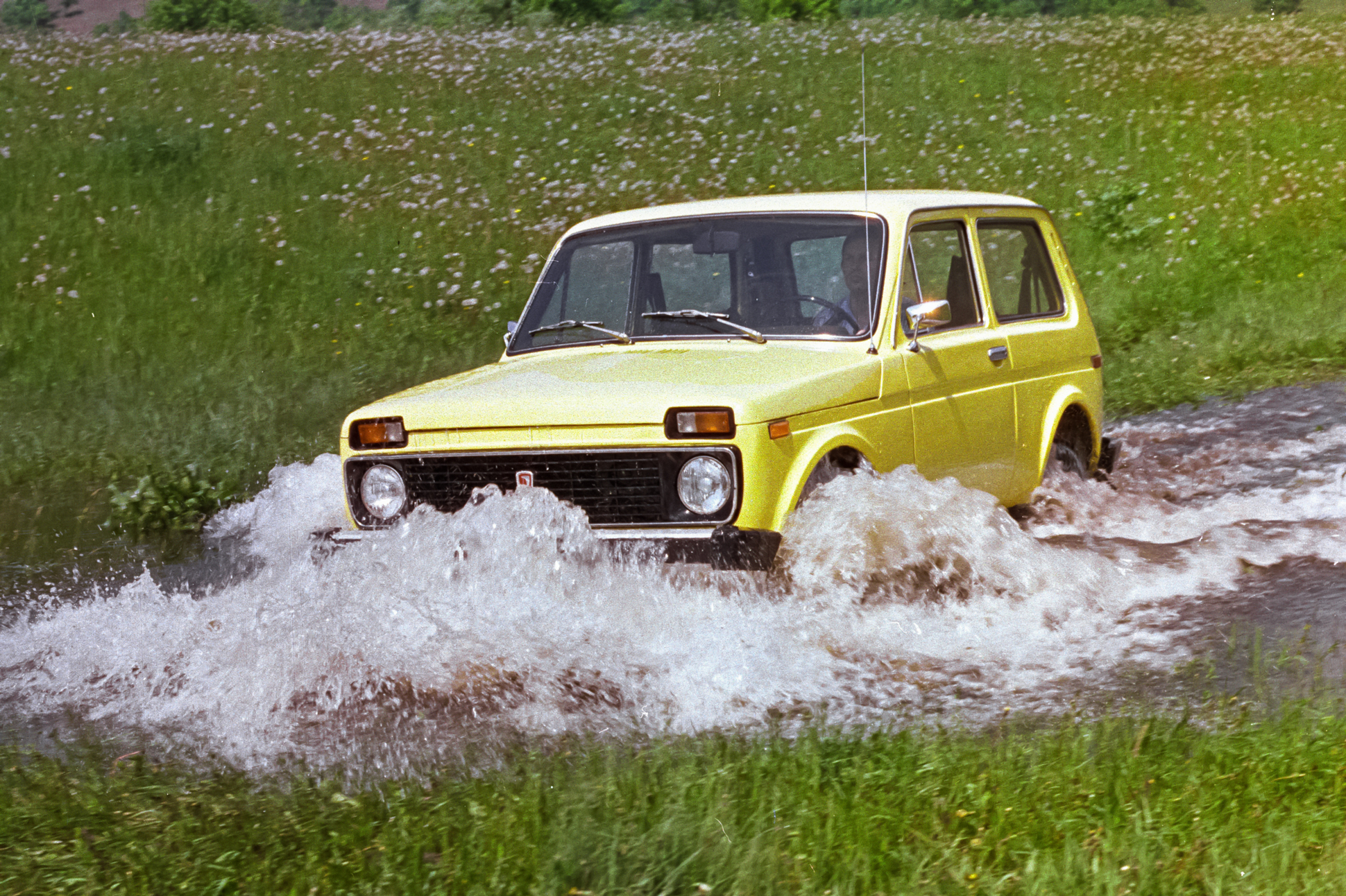 «Гейзер», «Вираж» и «Туман»: раскрыты варианты названия Lada Niva — Motor