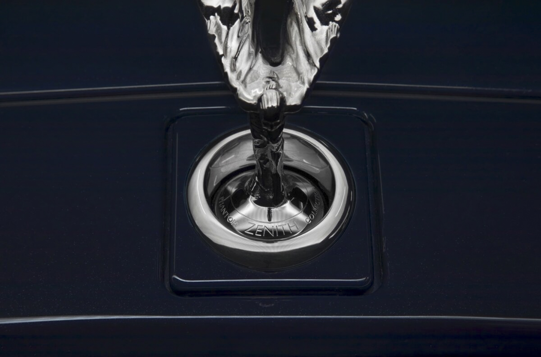 Редчайший Rolls-Royce Phantom, за которым гоняются коллекционеры, продают в Москве
