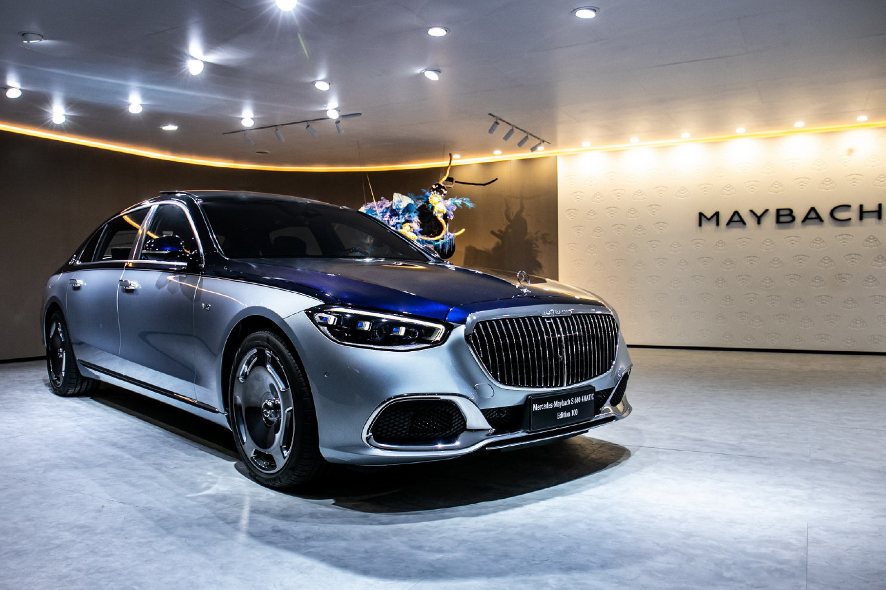 Mercedes-Benz впечатлил ценой юбилейного лимузина Maybach — Motor