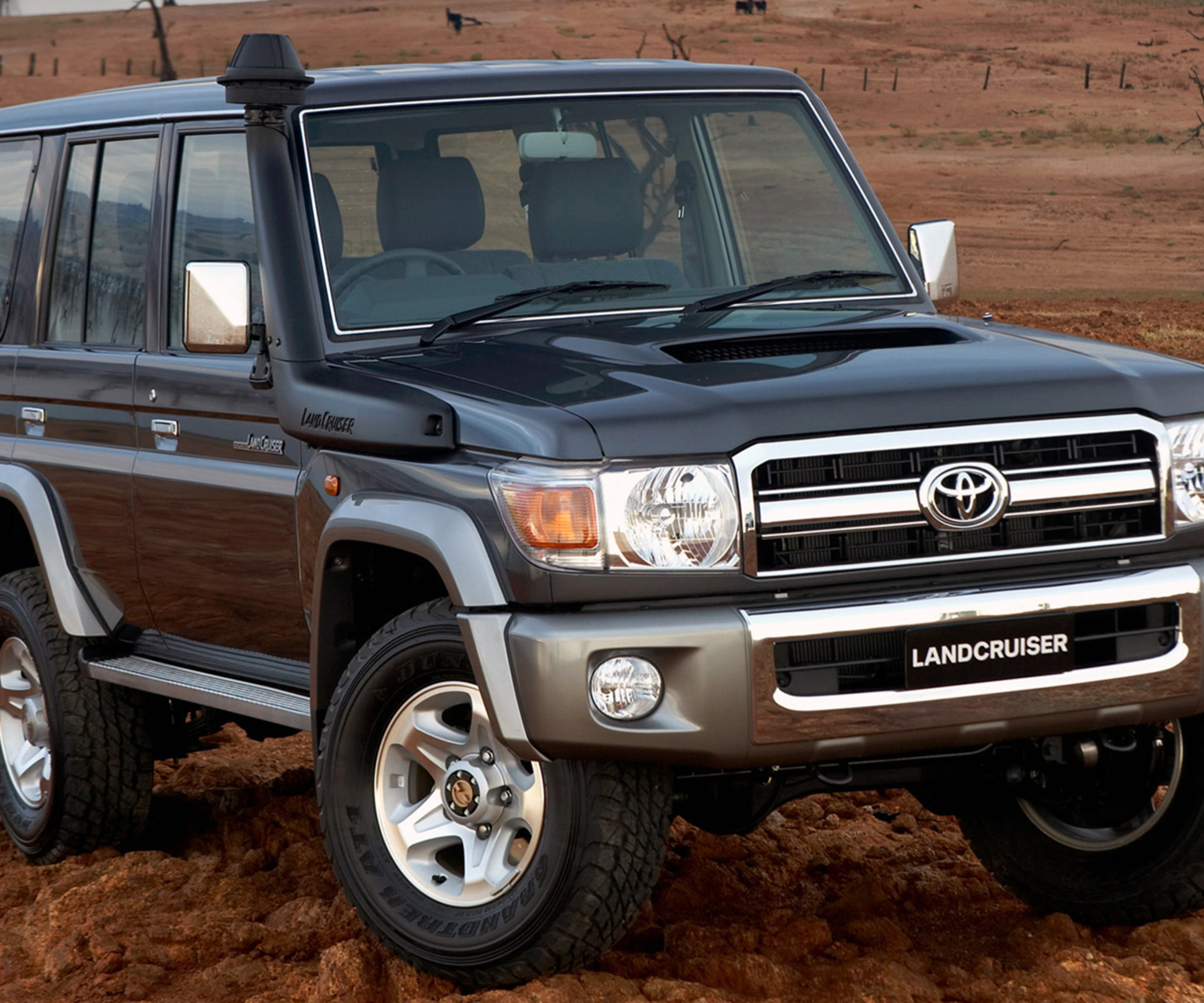 Toyota land cruiser интерьер